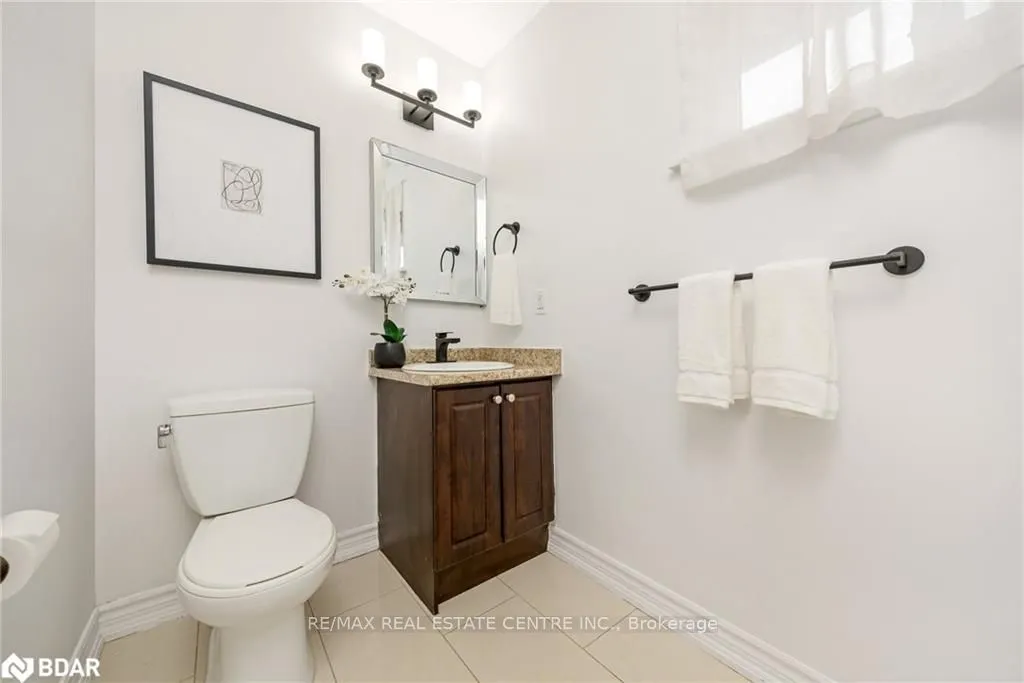 318 Laurier Avenue, #20