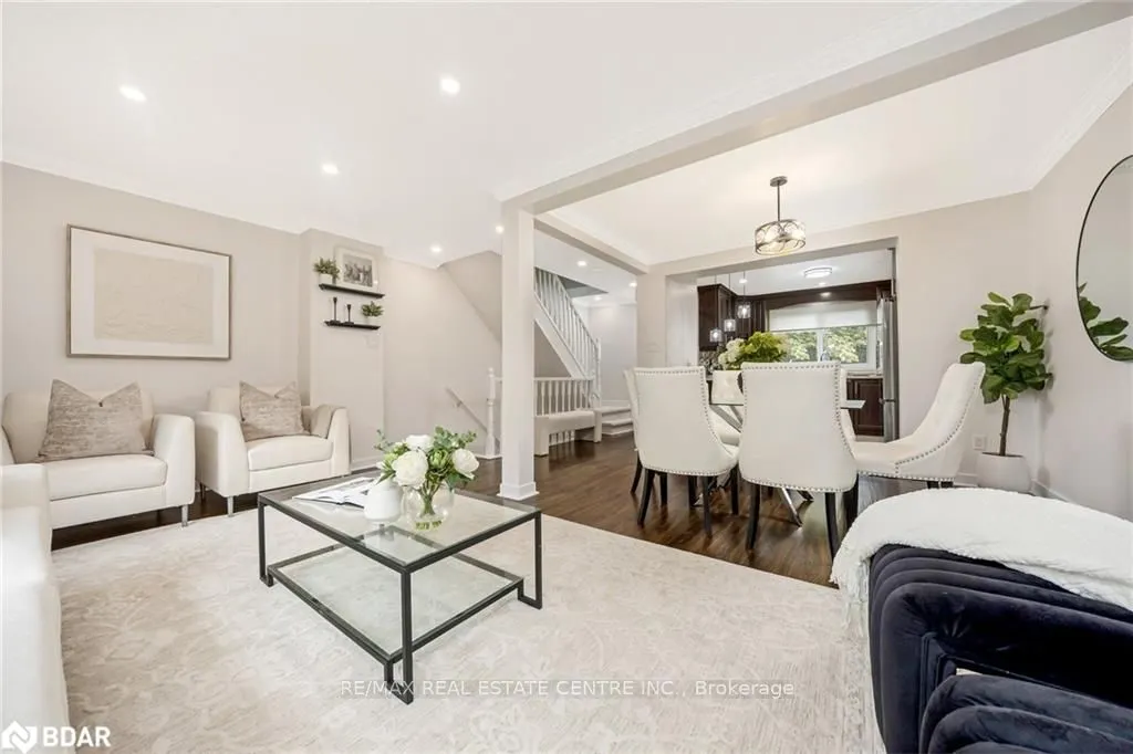 318 Laurier Avenue, #20