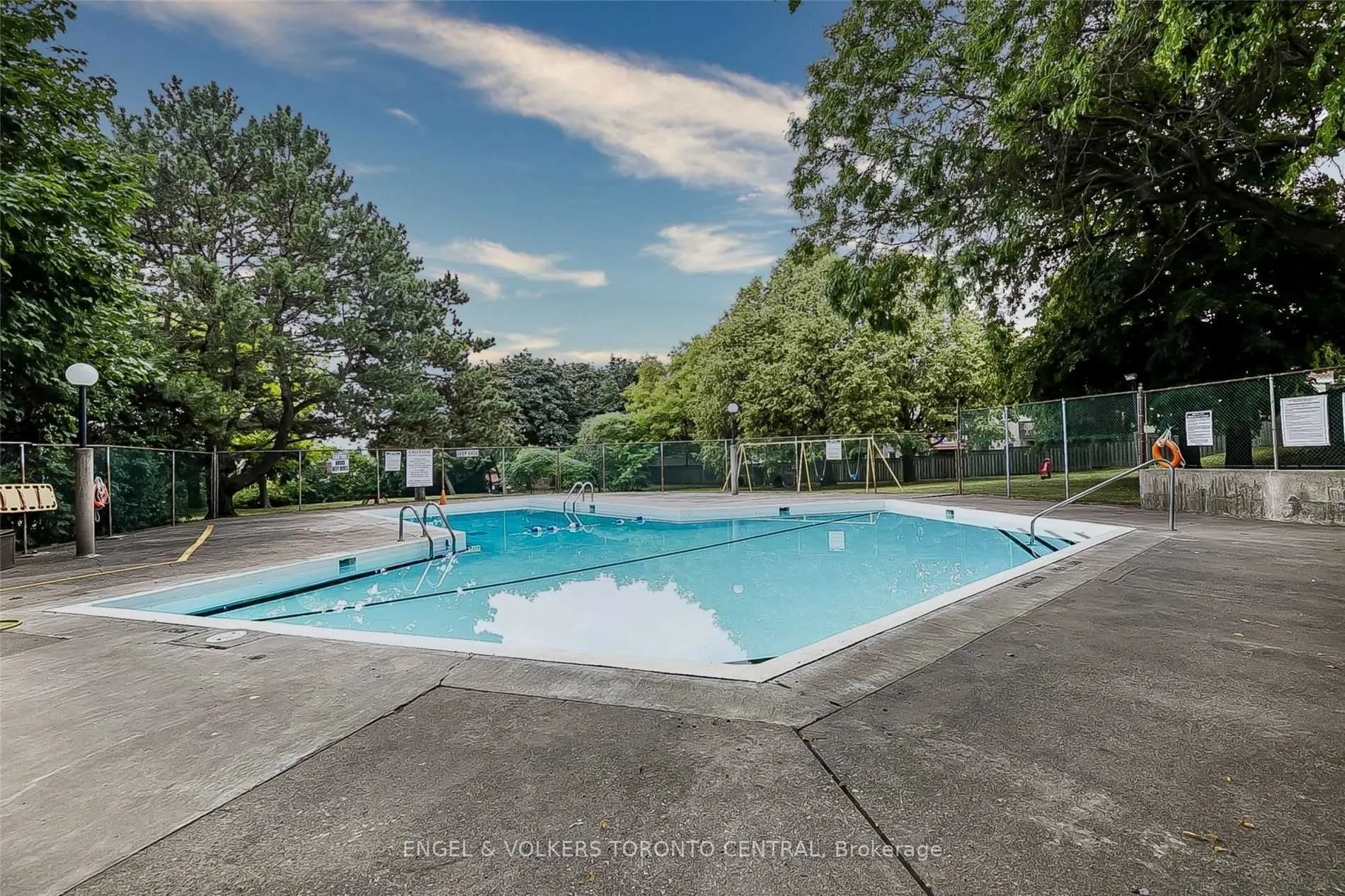 5 Frith Road, #808