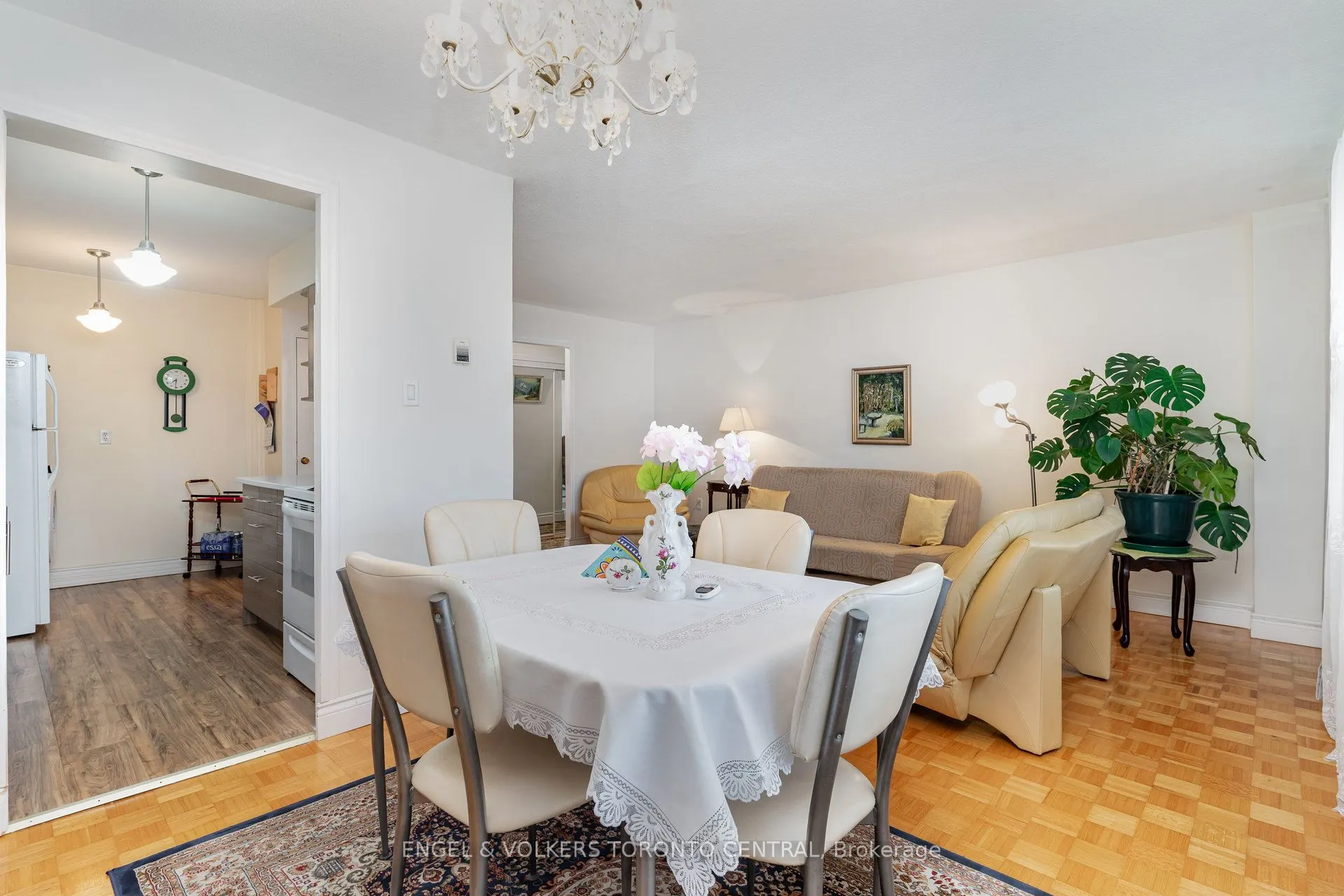 5 Frith Road, #808