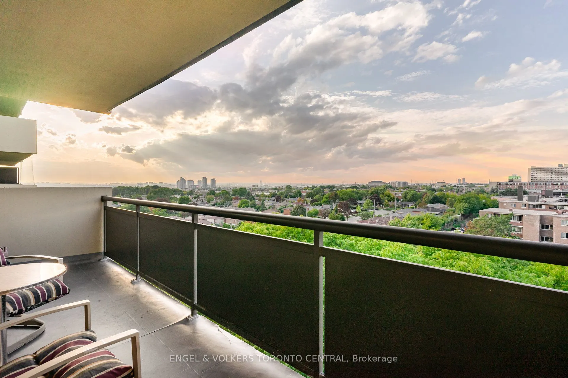 5 Frith Road, #808