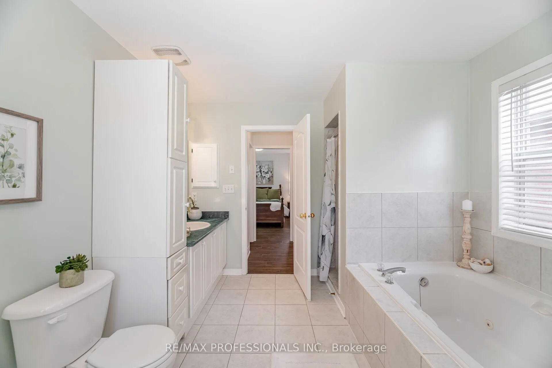 74 Upper Higlands Drive