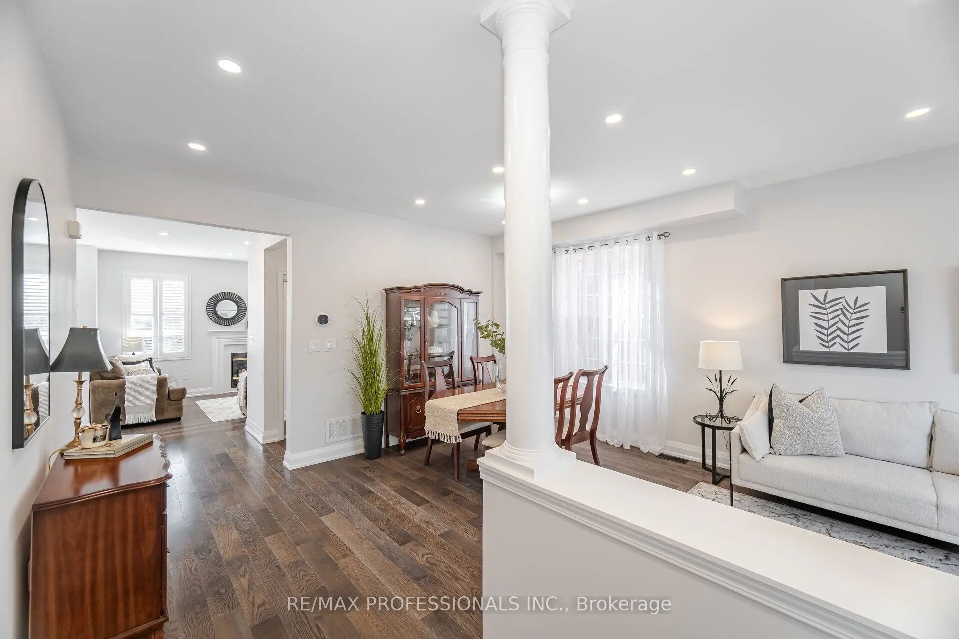 74 Upper Higlands Drive