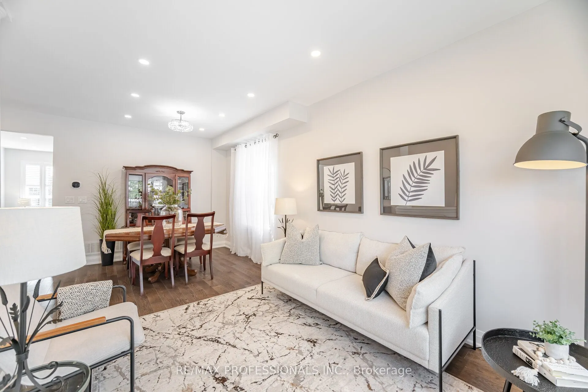 74 Upper Higlands Drive