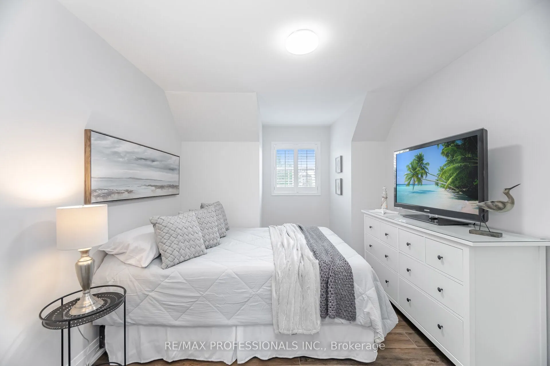 74 Upper Higlands Drive
