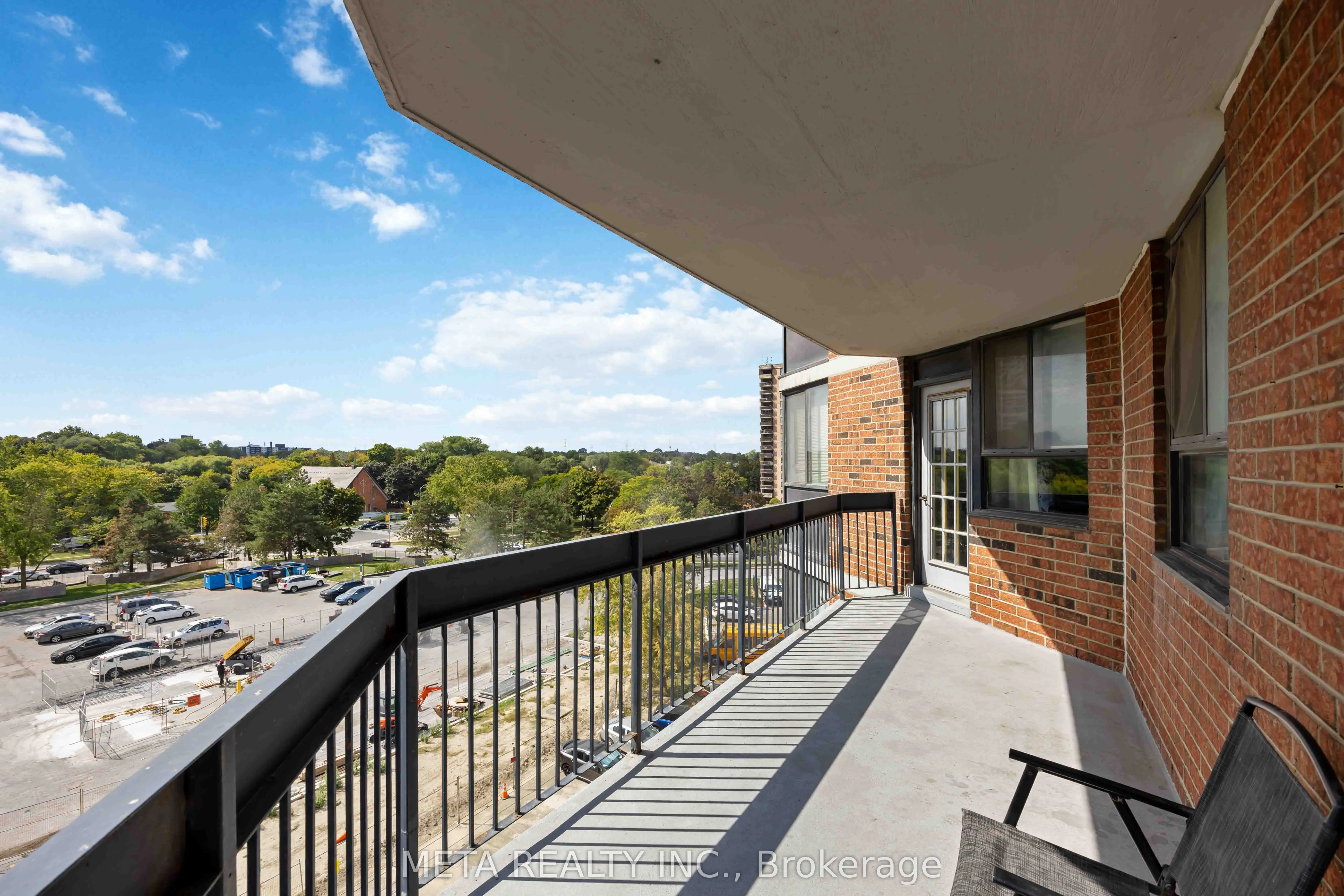 236 Albion Road, #604