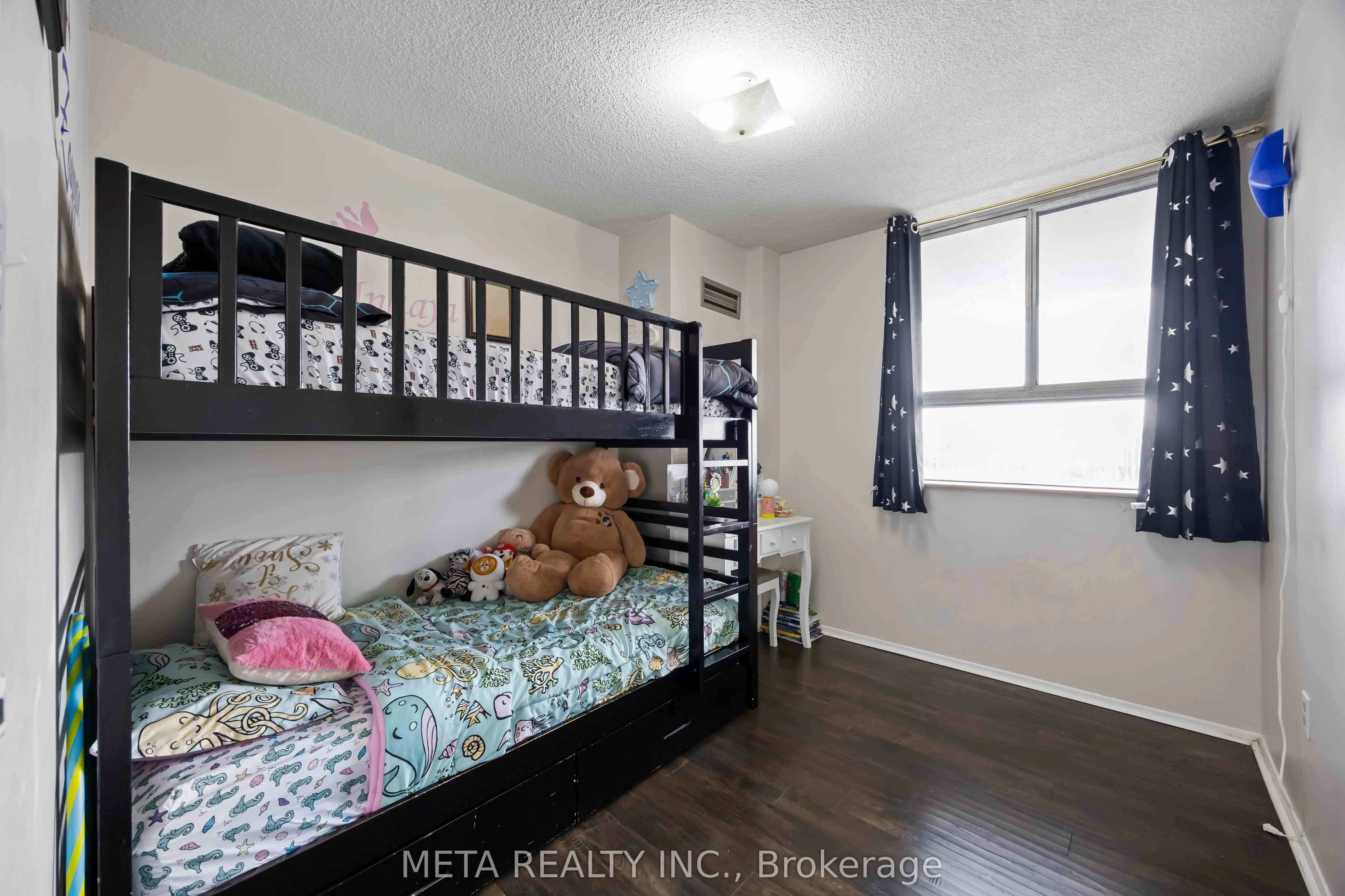 236 Albion Road, #604