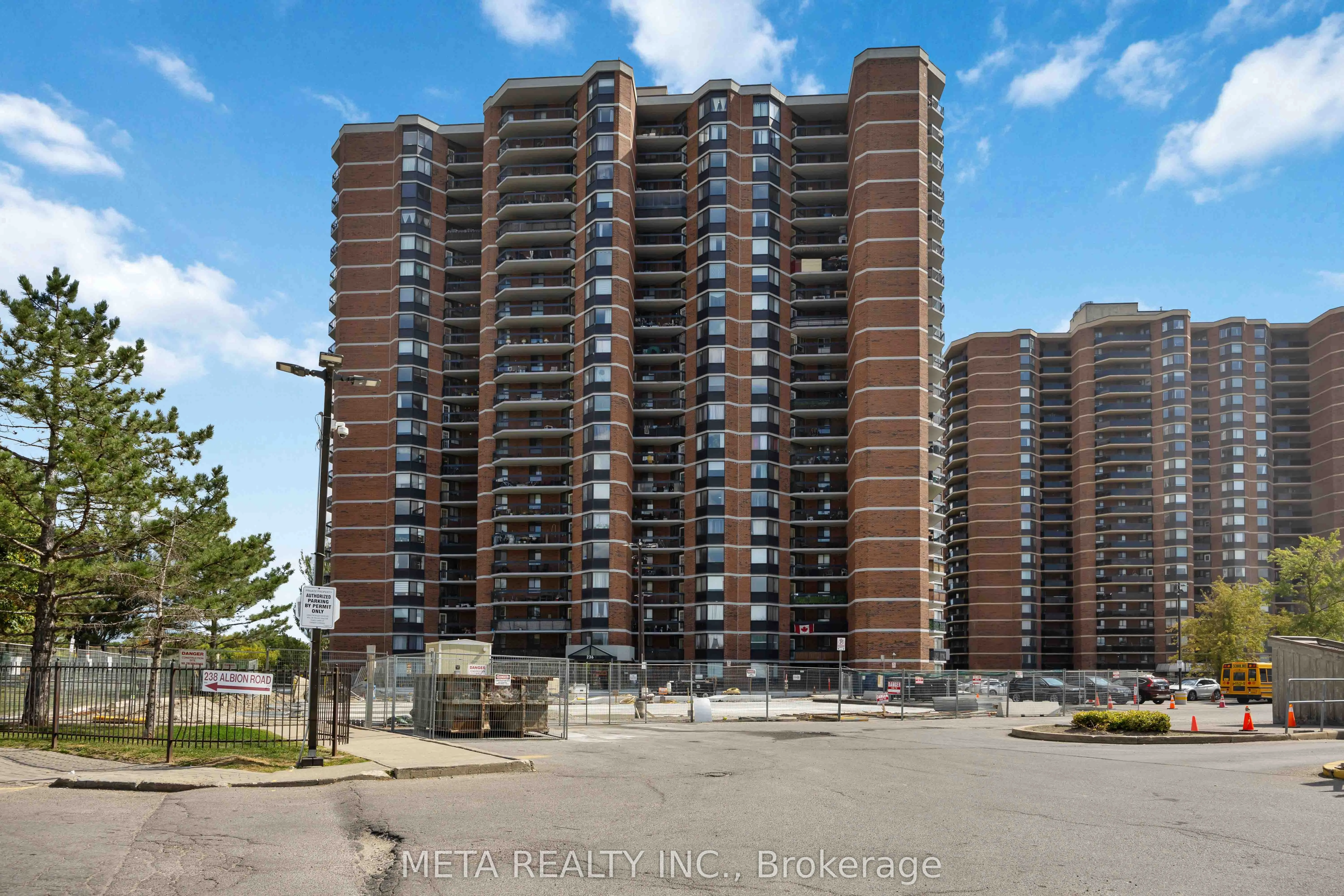 236 Albion Road, #604