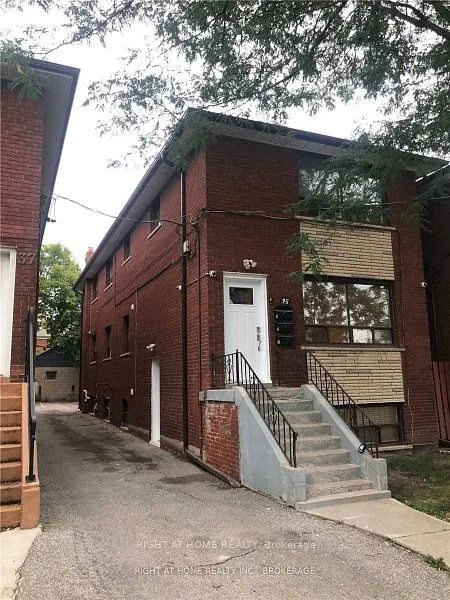 35 Fifteenth Street