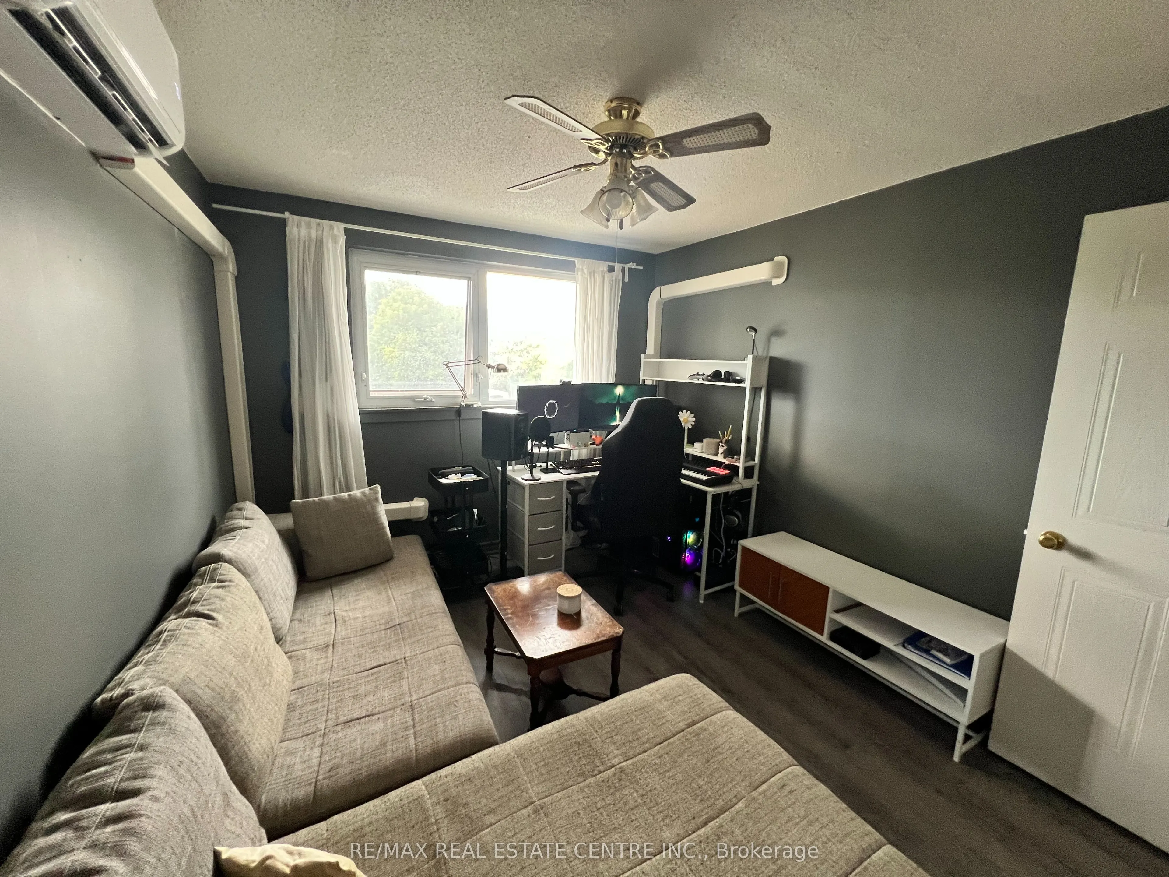 26 Hall Road, #204