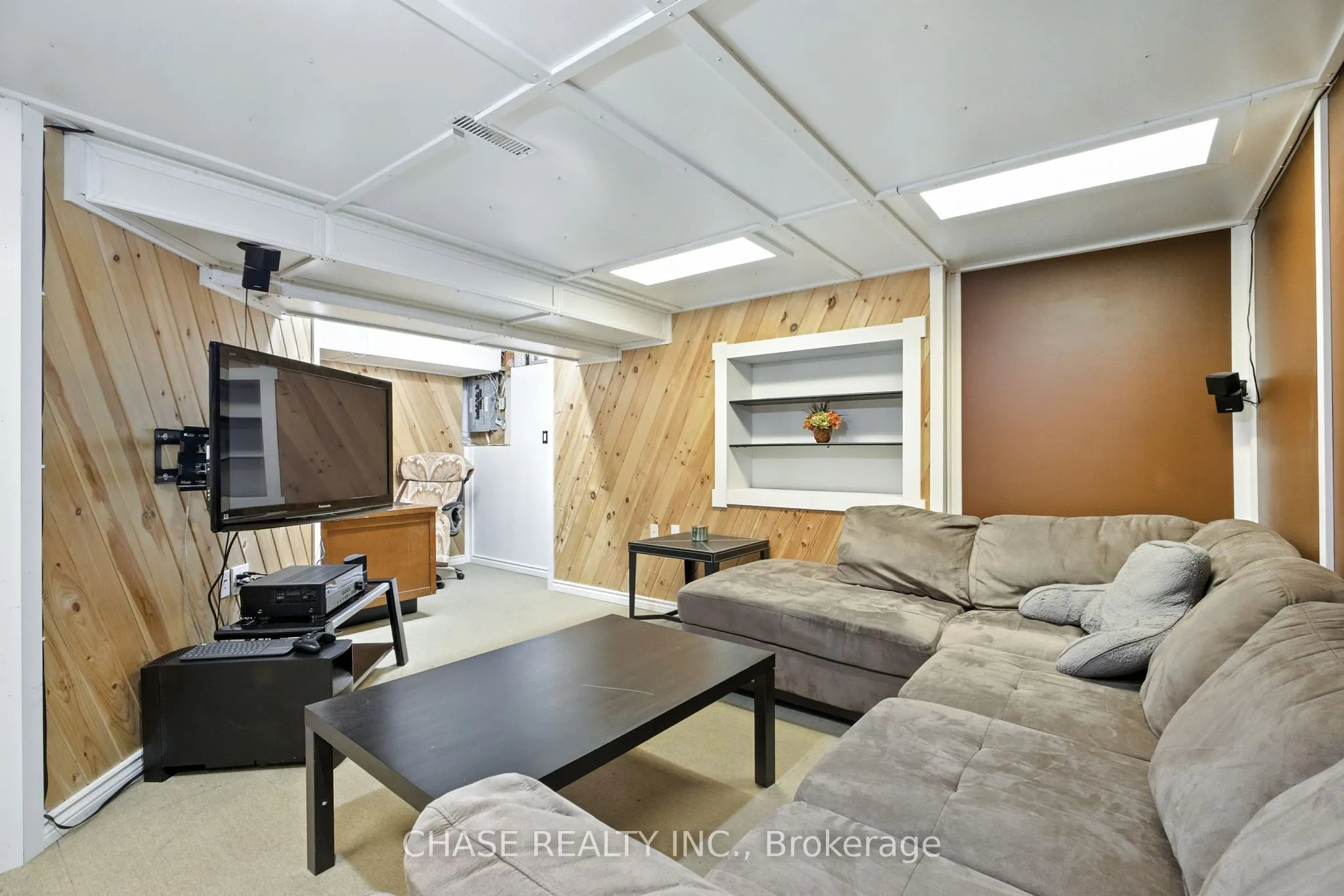 554 Pinedale Avenue, #9