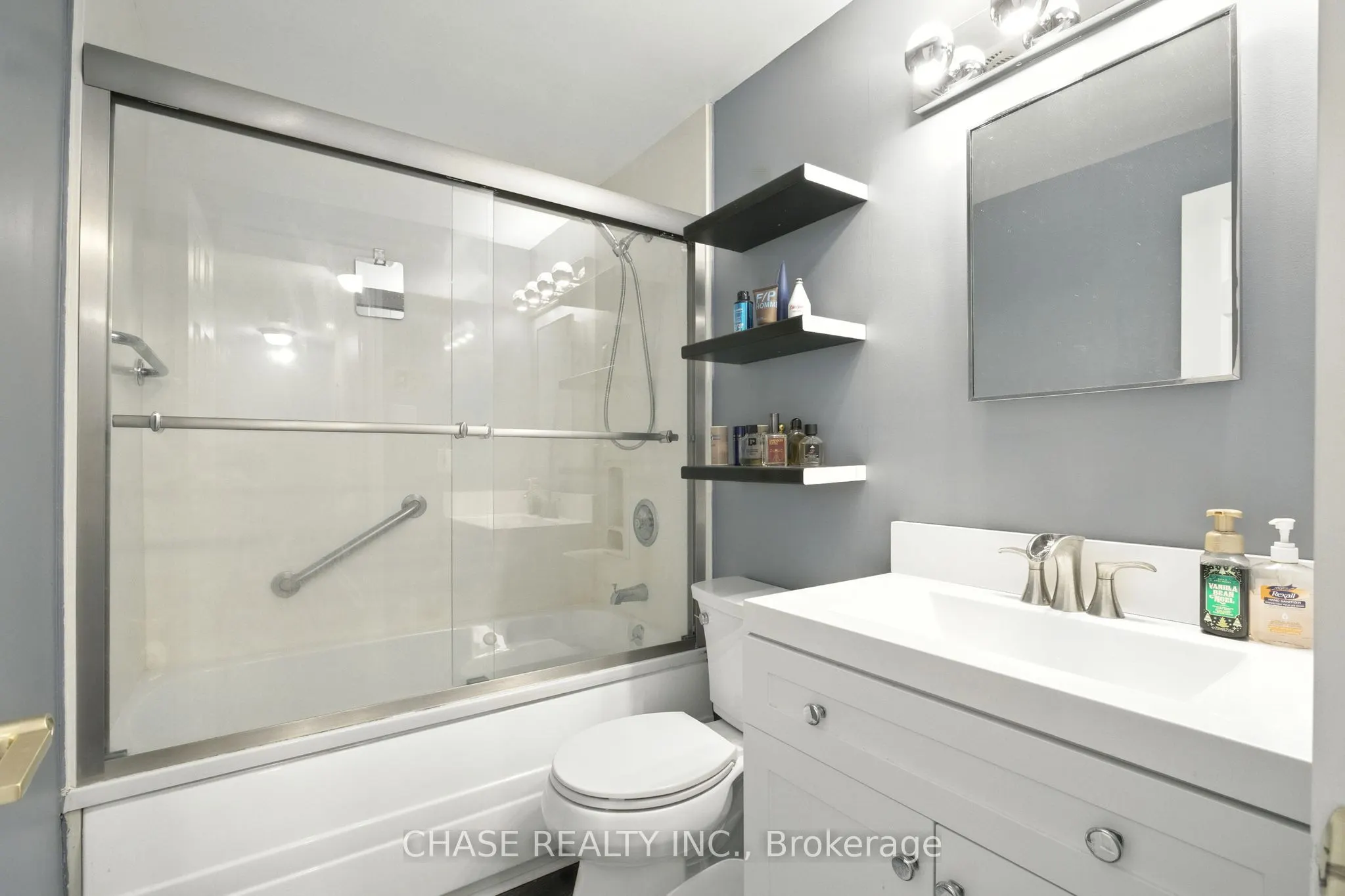 554 Pinedale Avenue, #9