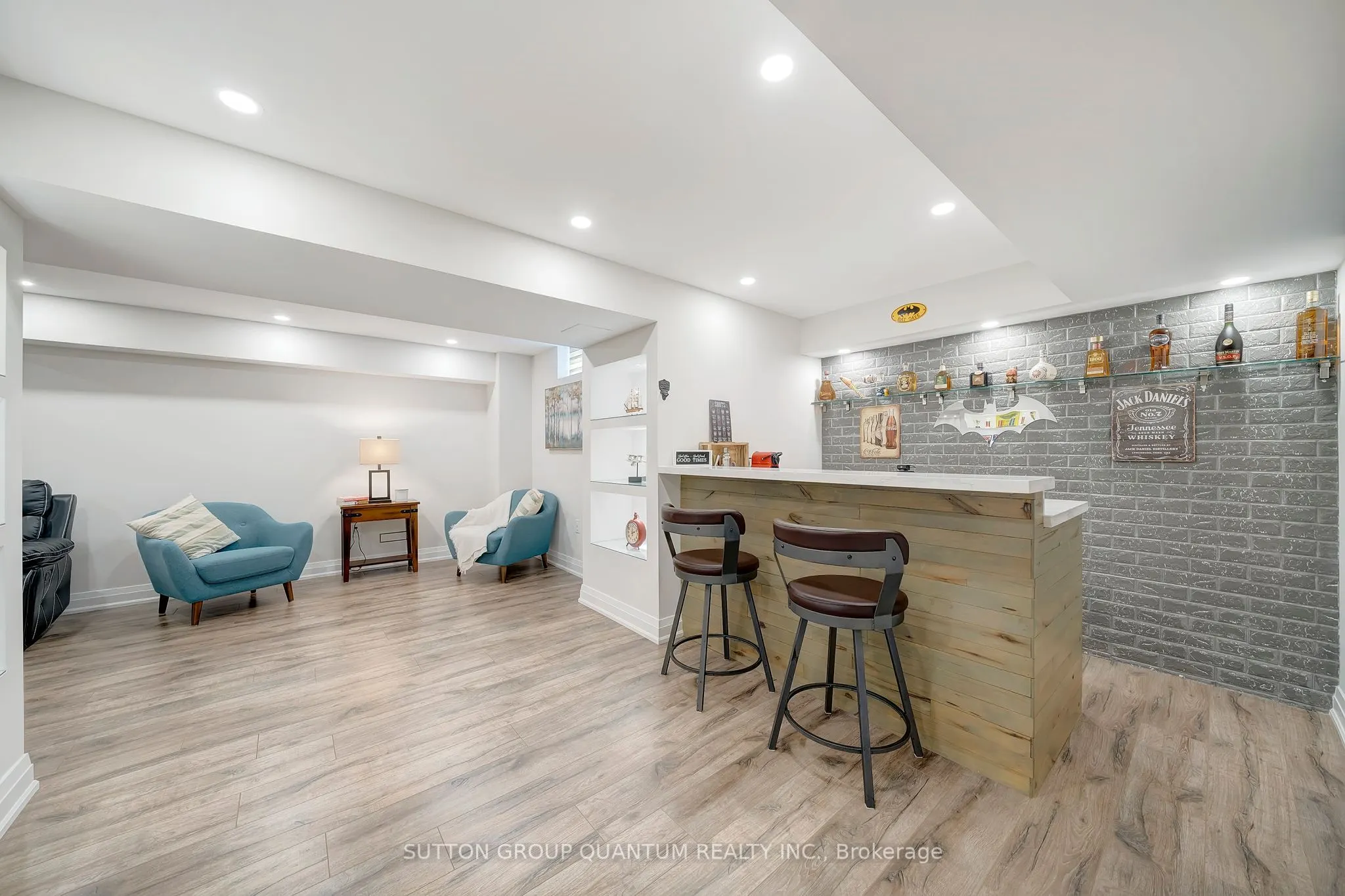 2201 Hillmount Drive