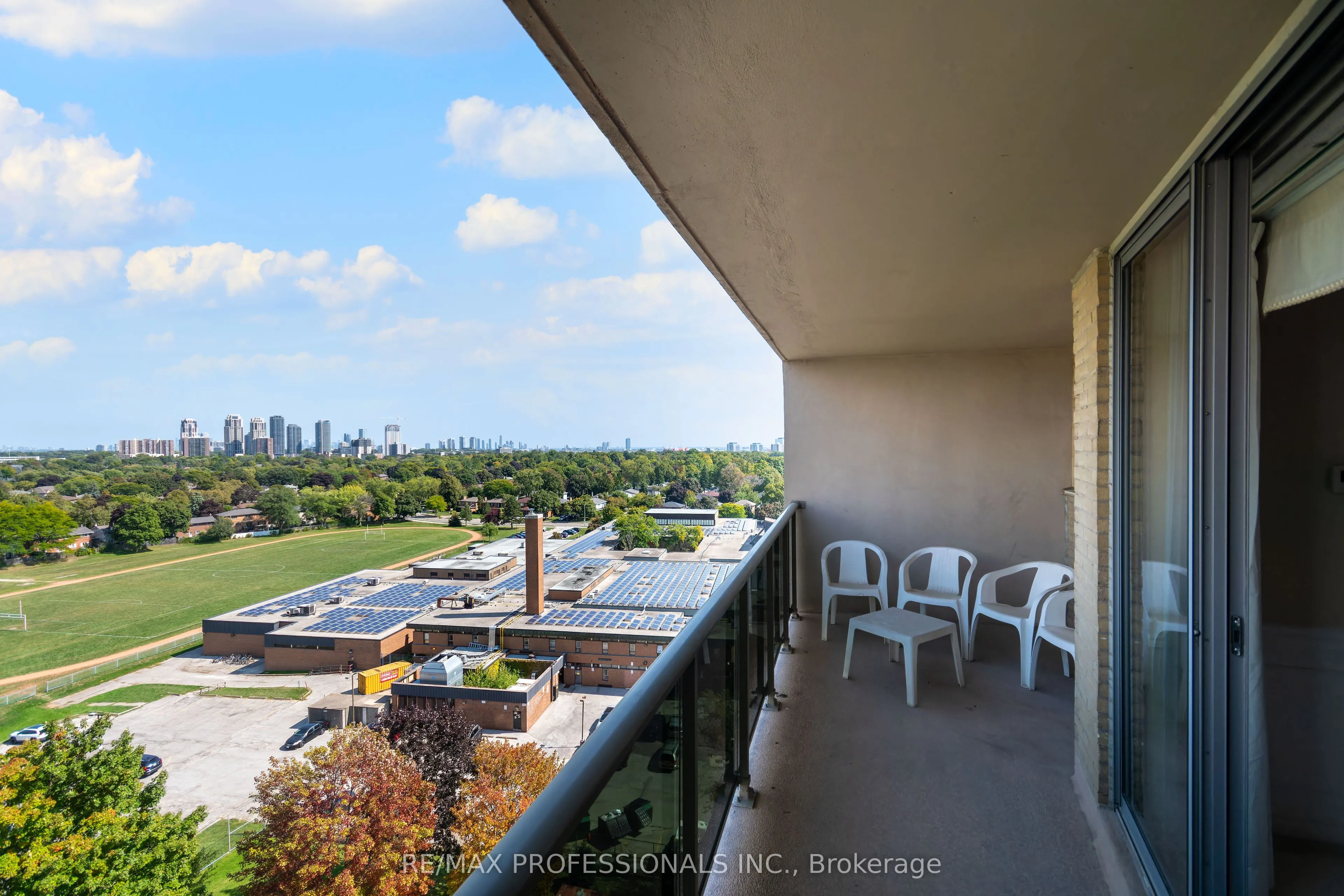 299 Mill Road, #1207