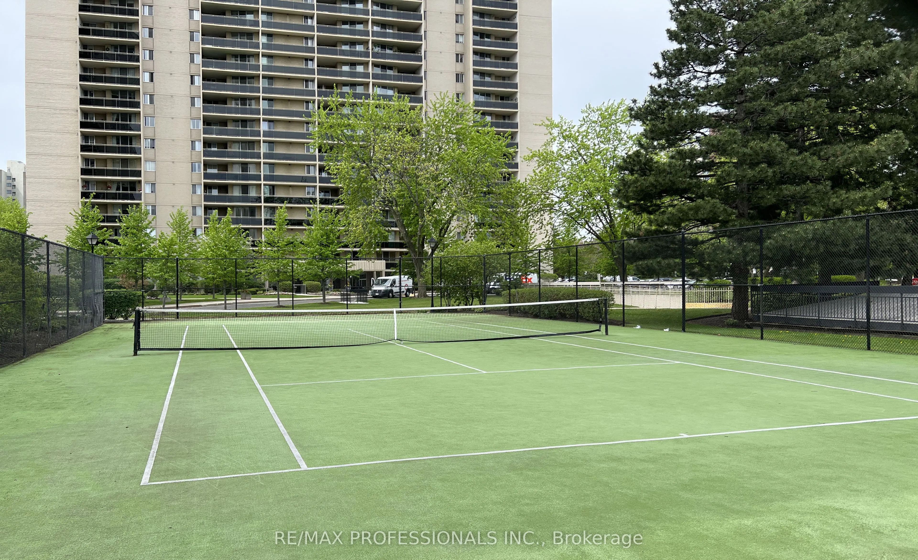 299 Mill Road, #1207