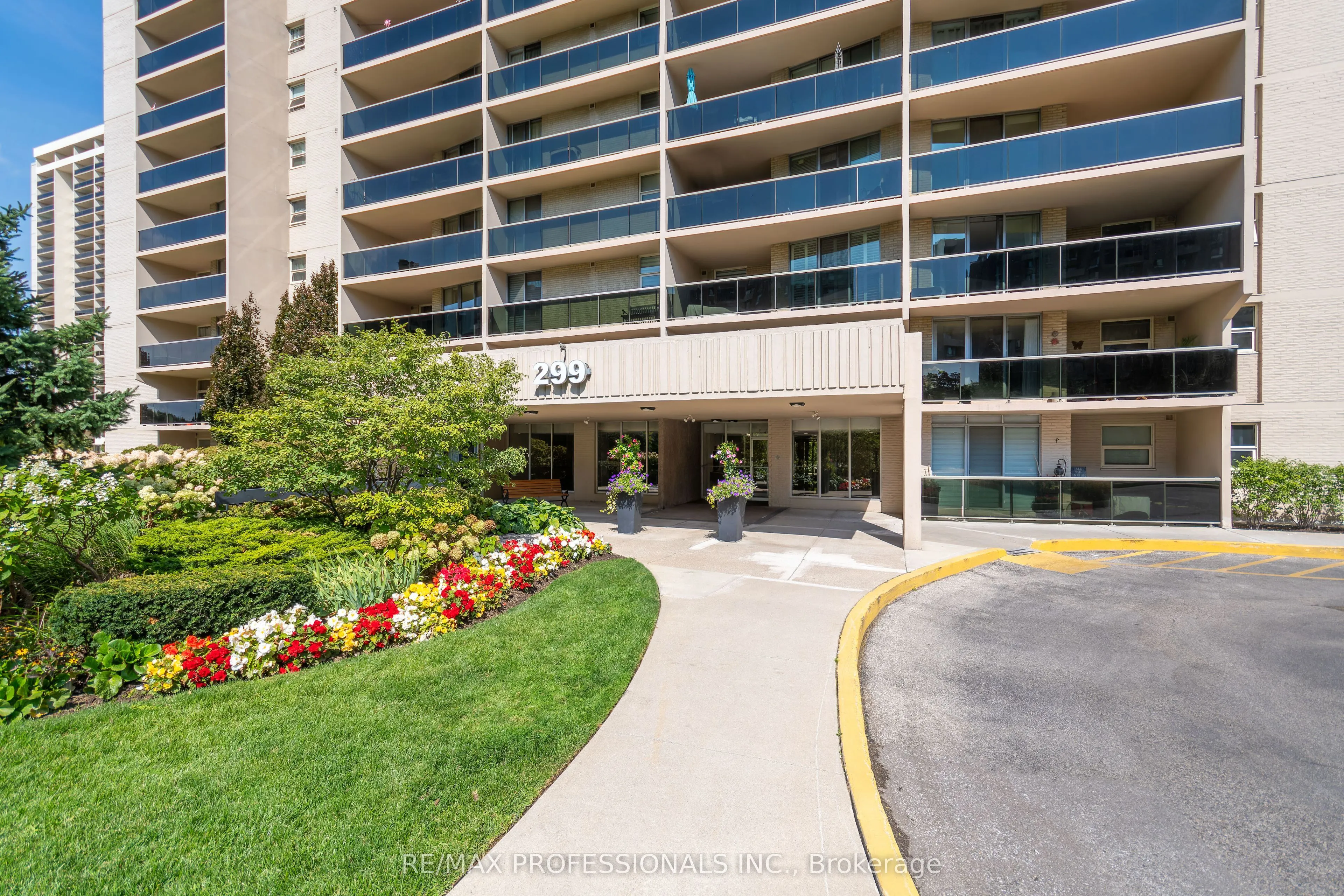 299 Mill Road, #1207