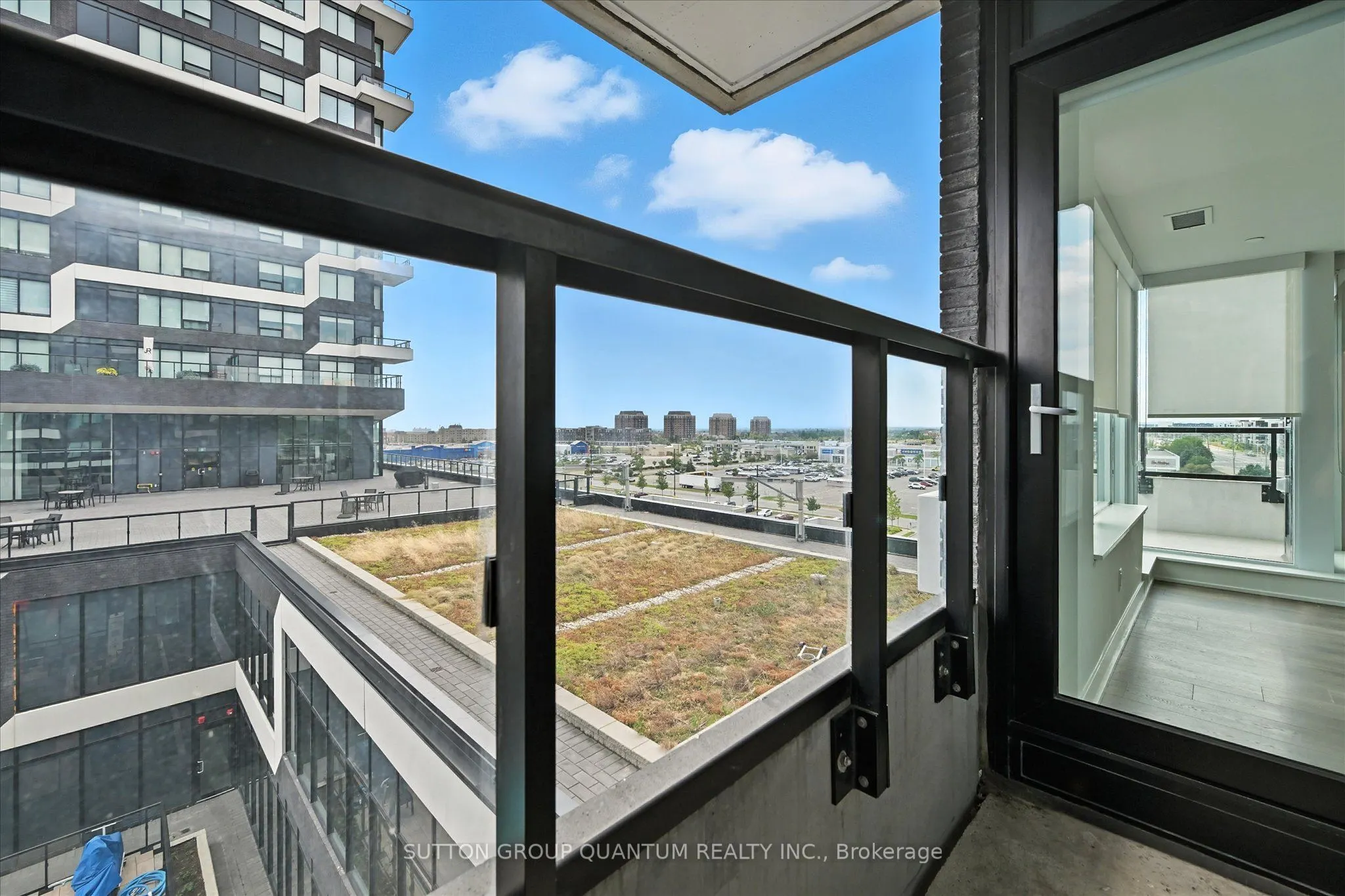 2489 Taunton Road, #611