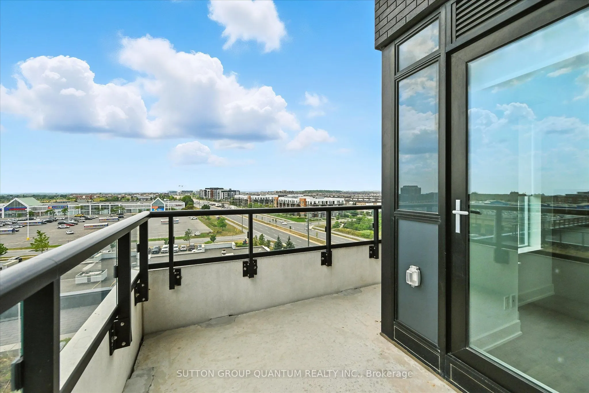2489 Taunton Road, #611
