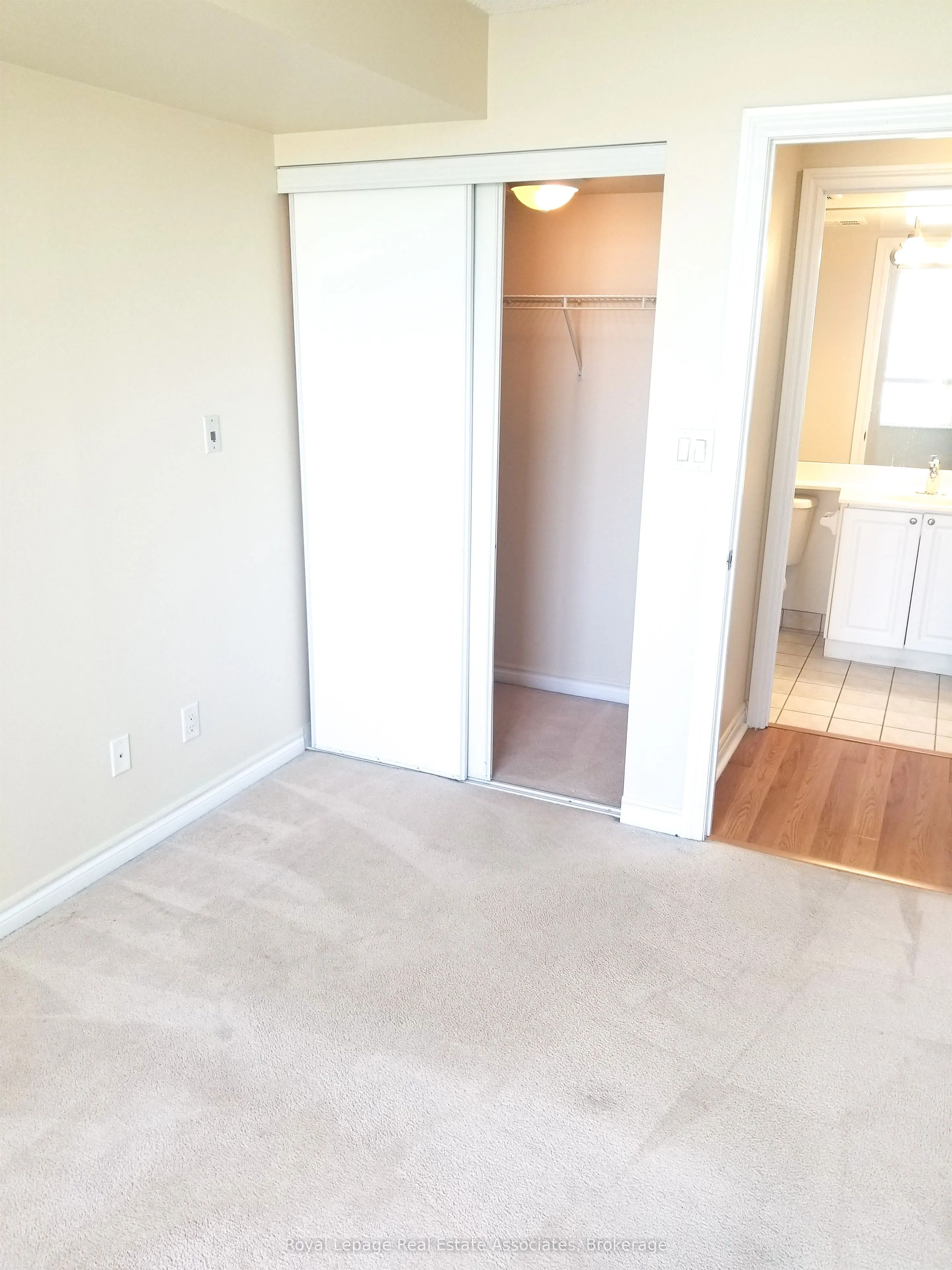 3880 Duke Of York Boulevard, #2208