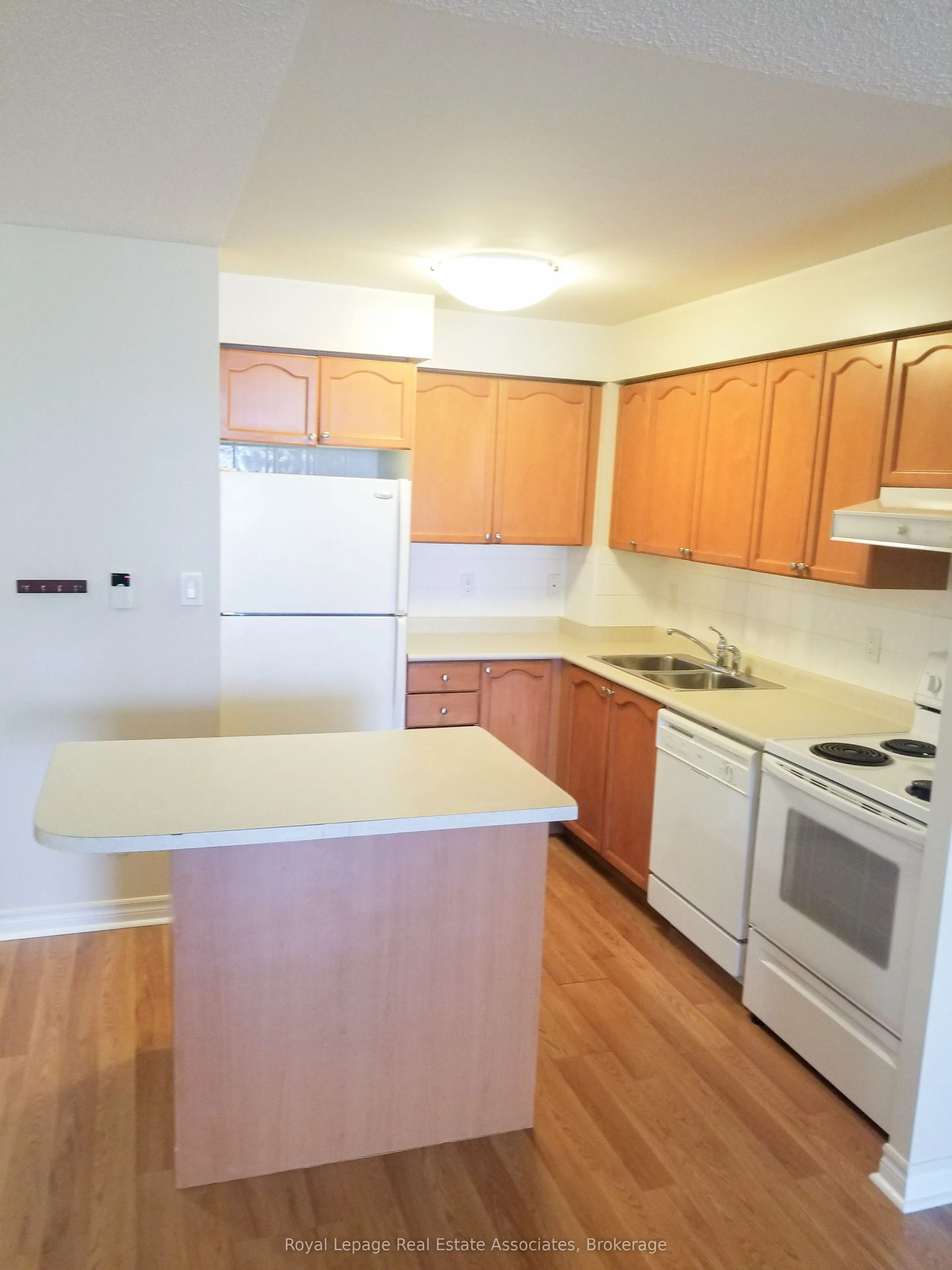 3880 Duke Of York Boulevard, #2208