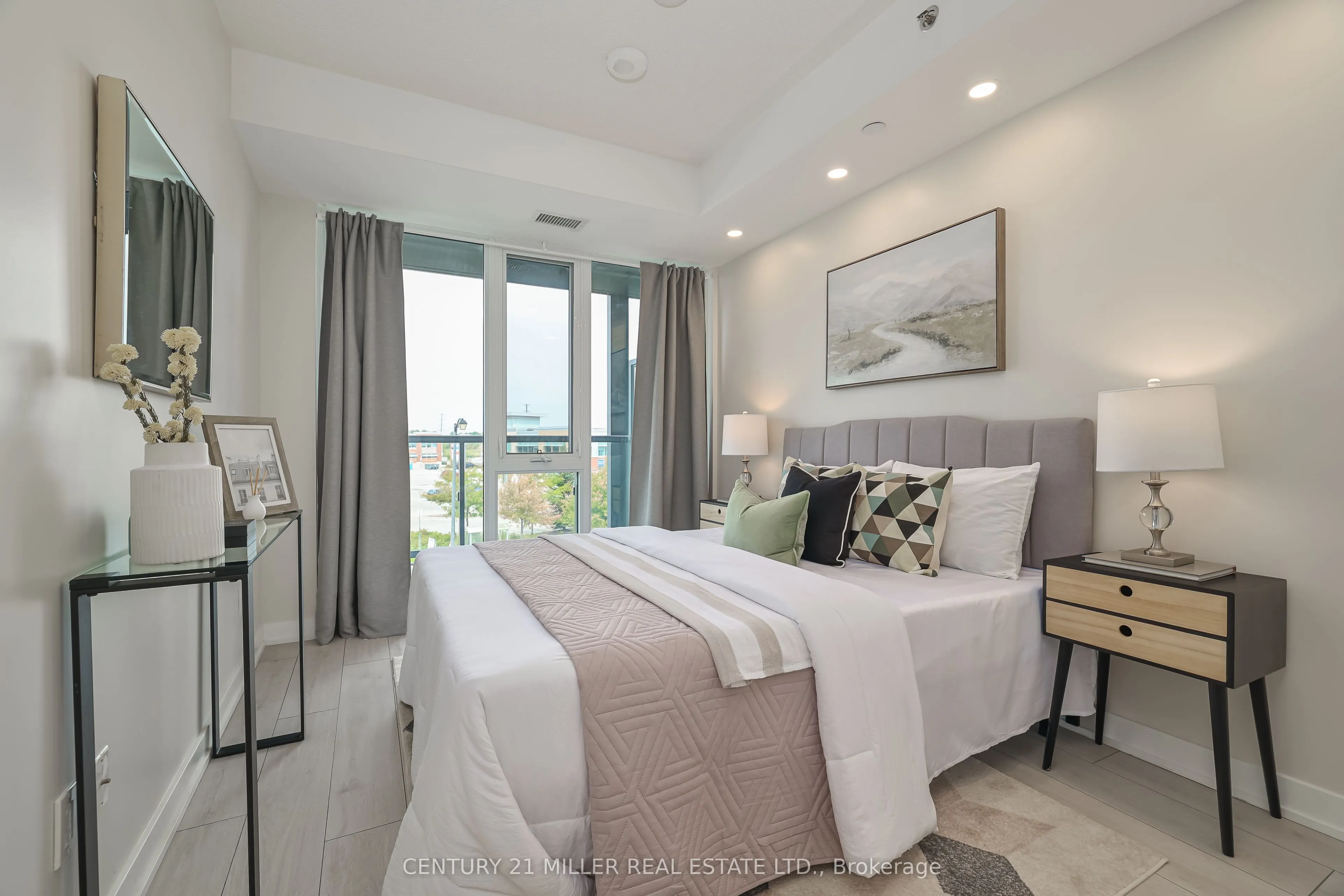 3210 DAKOTA Common, #A313