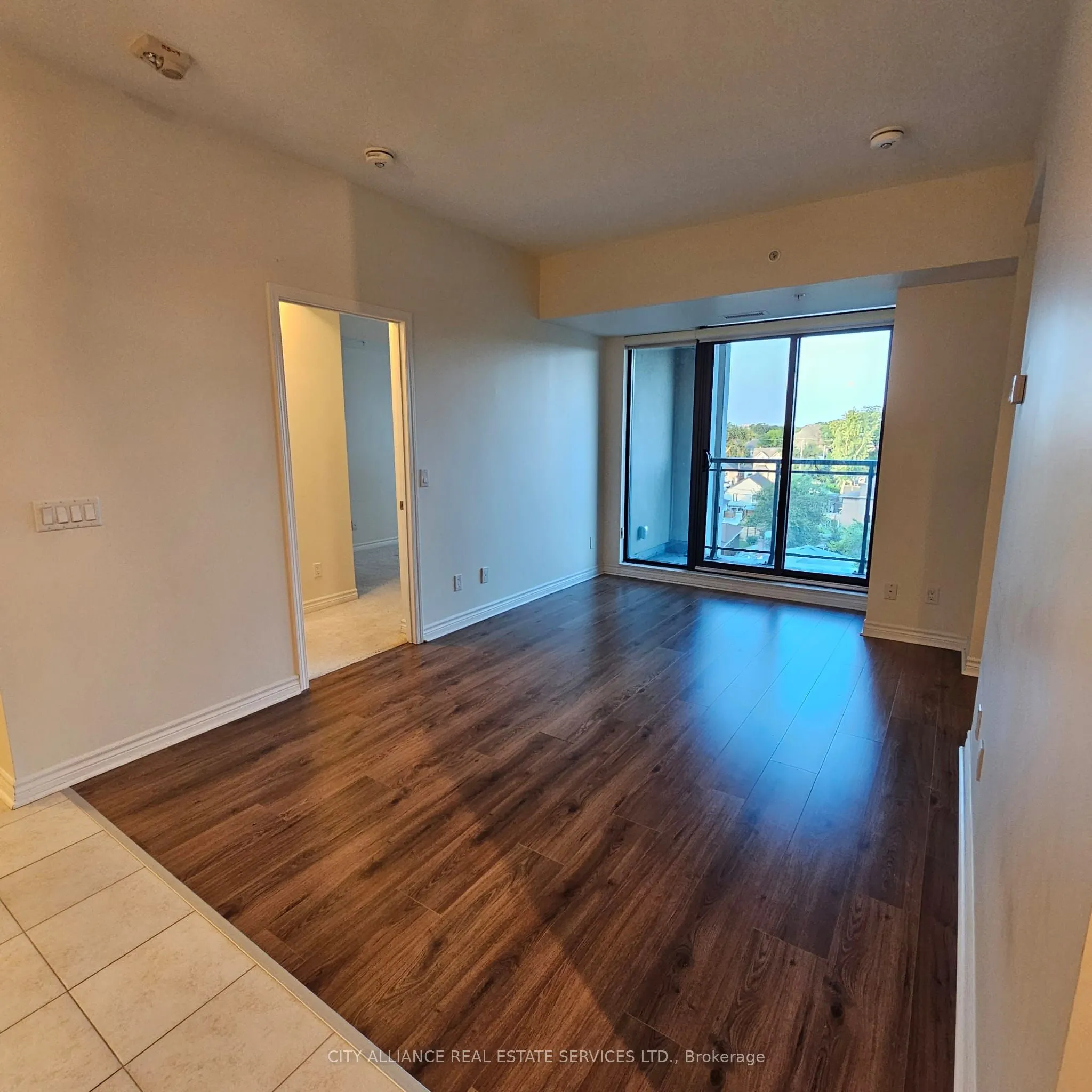 2522 Keele Street, #512