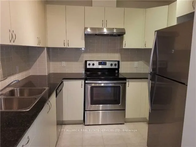 2522 Keele Street, #512