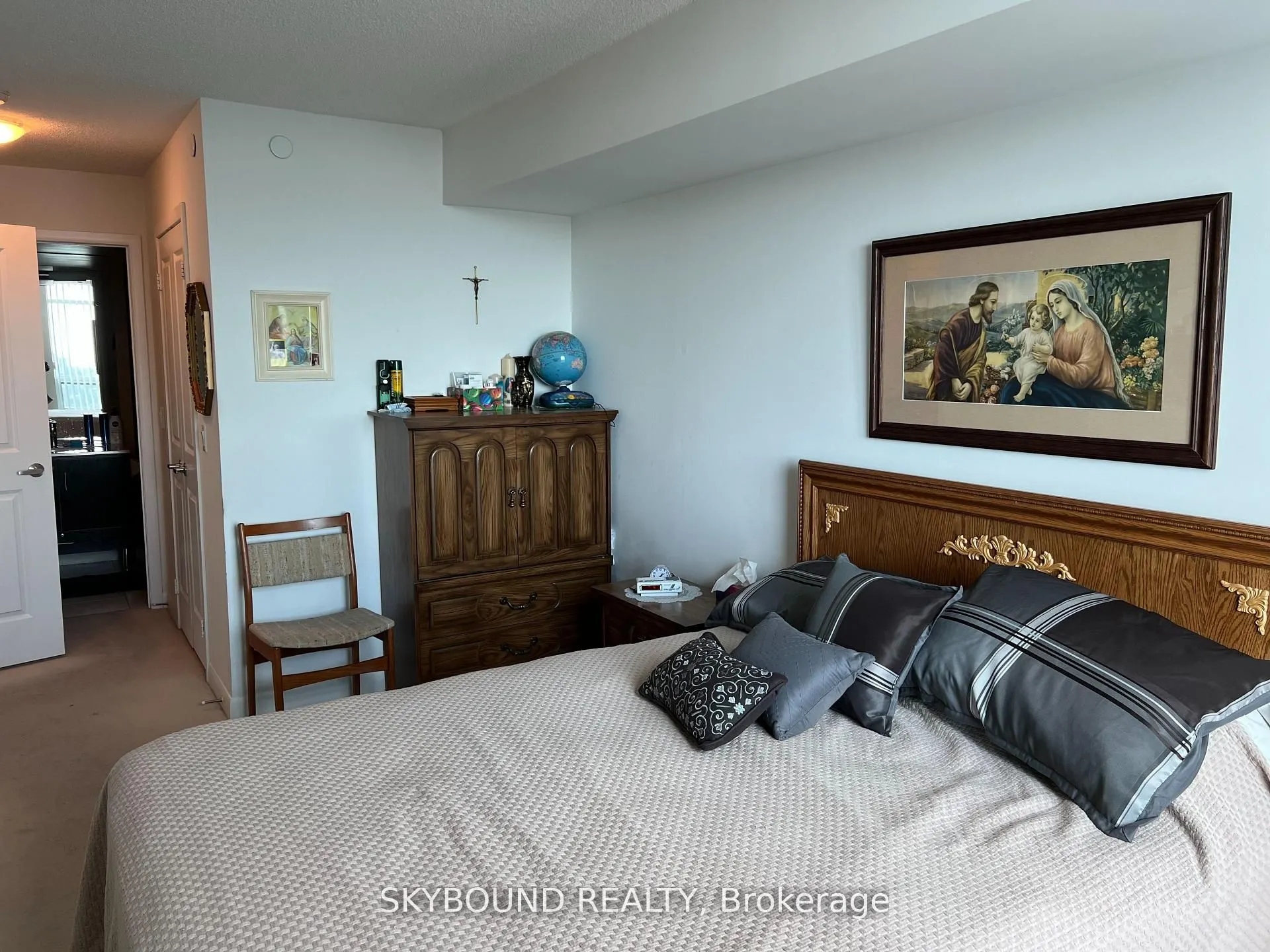 215 Sherway Gardens Road, #2003
