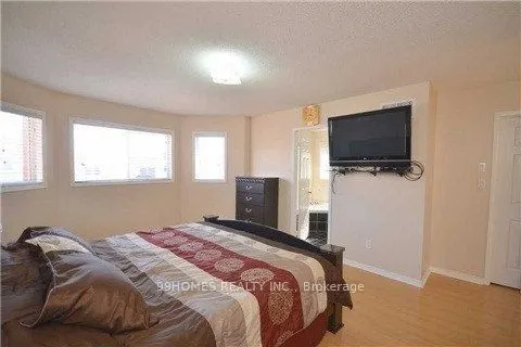 49 Olympia Crescent