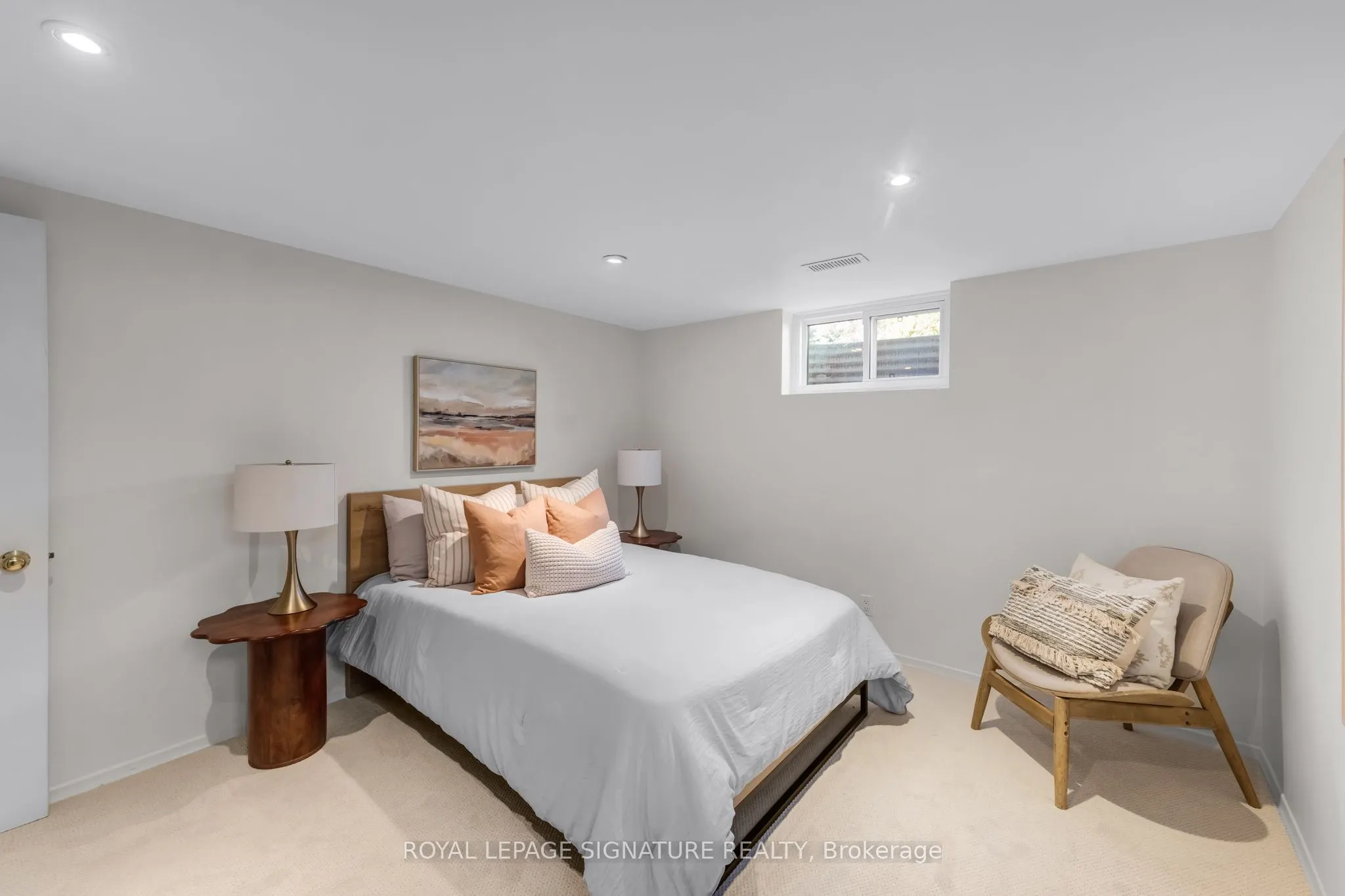 1256 Tyneburn Crescent