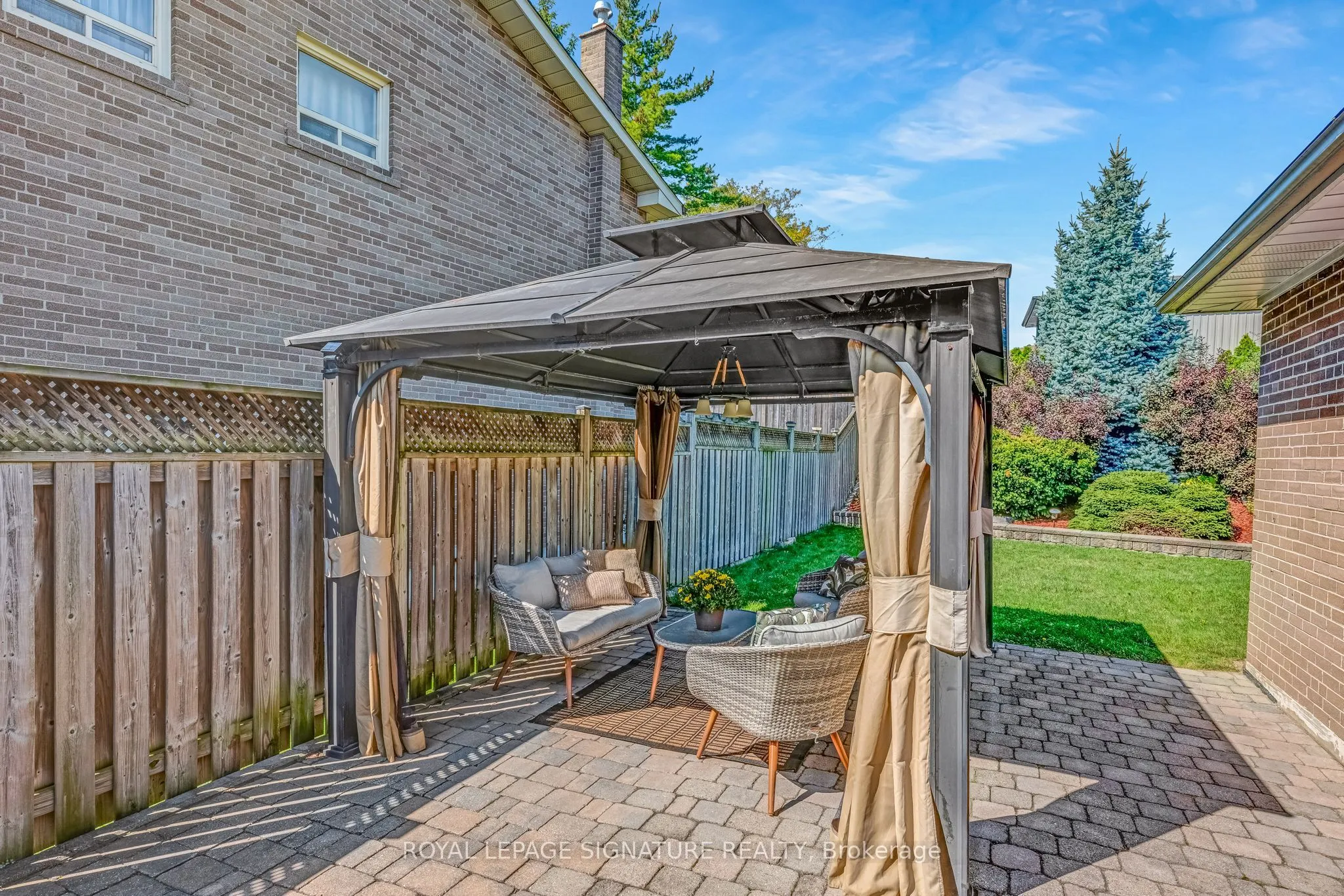 1256 Tyneburn Crescent