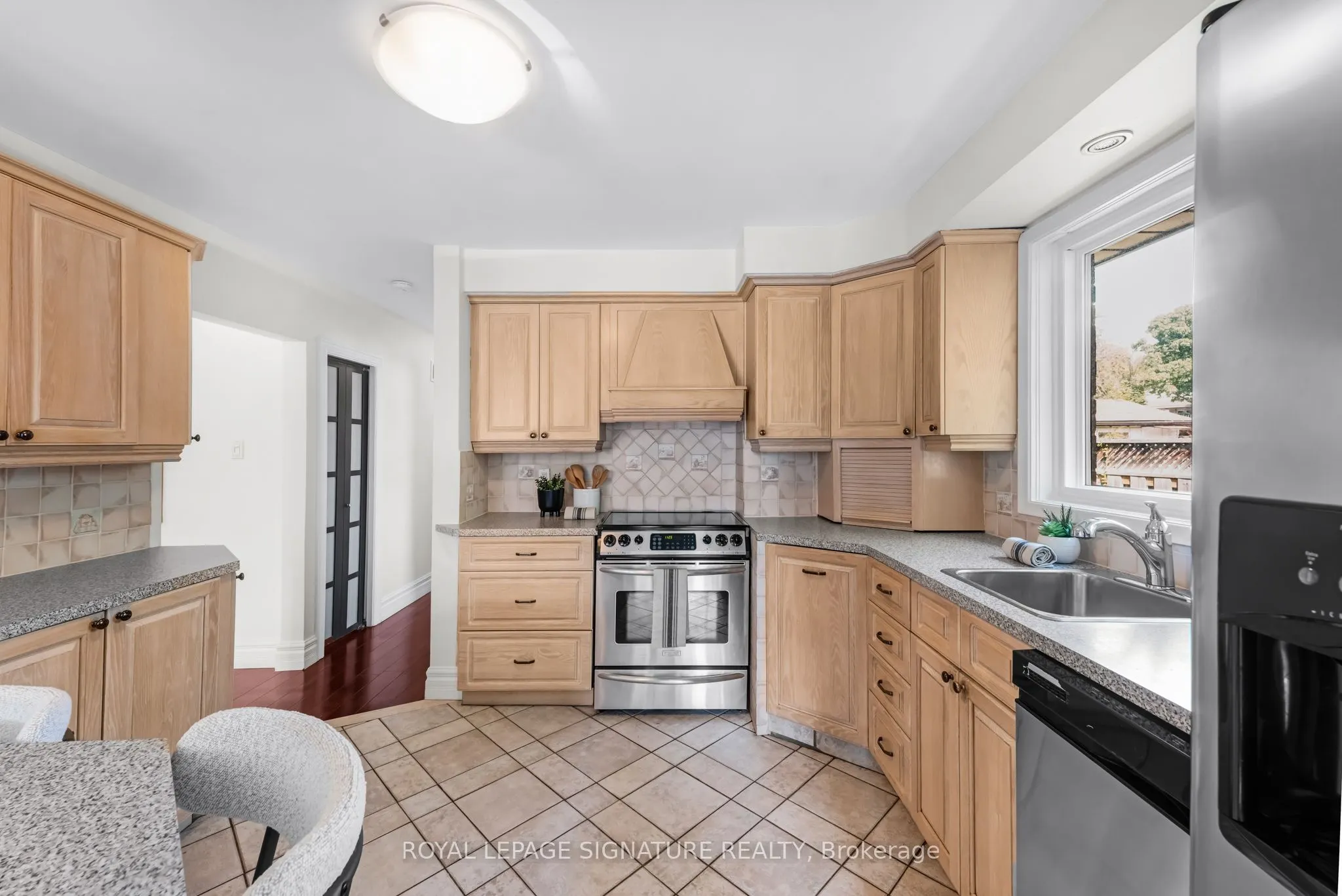 1256 Tyneburn Crescent