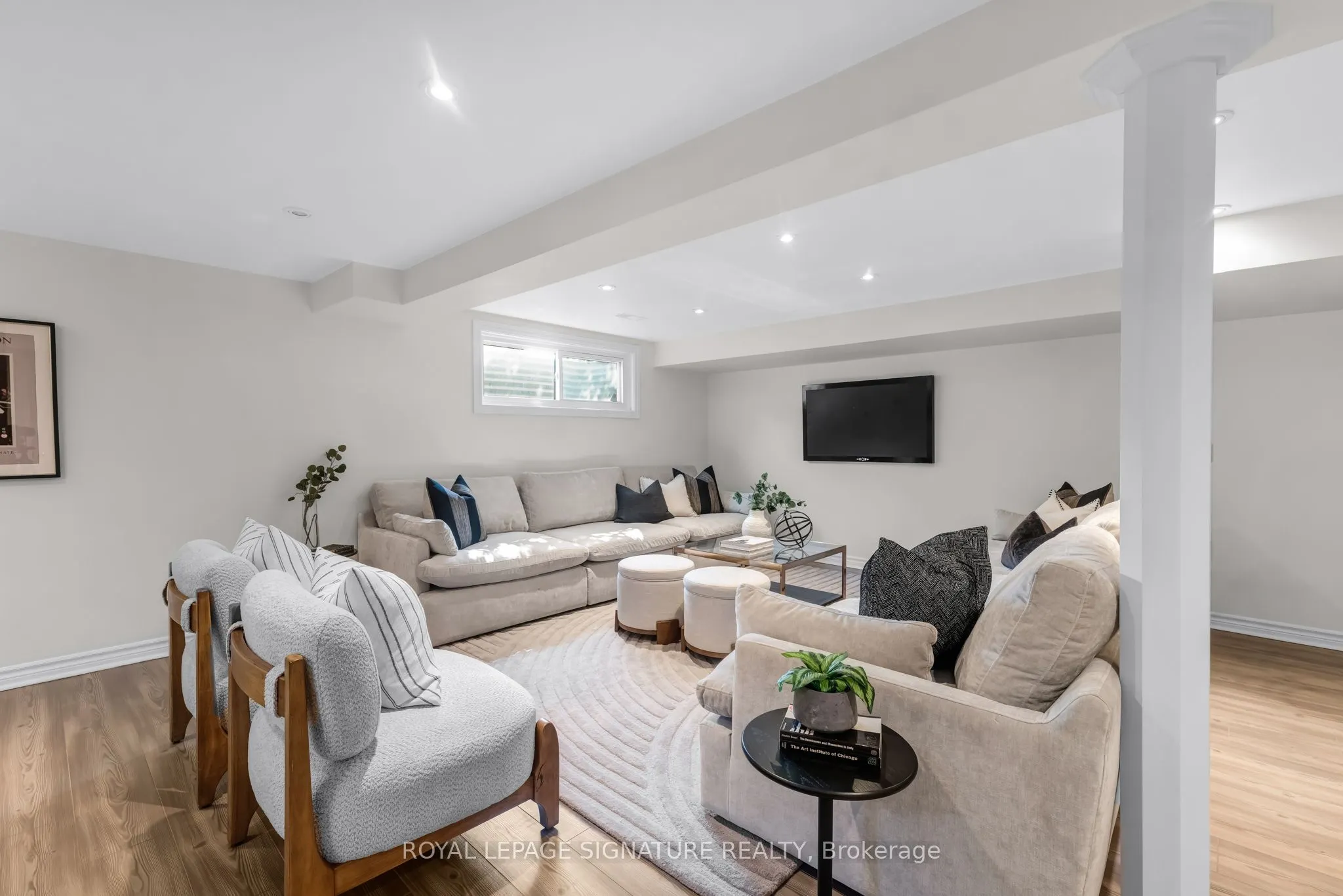 1256 Tyneburn Crescent