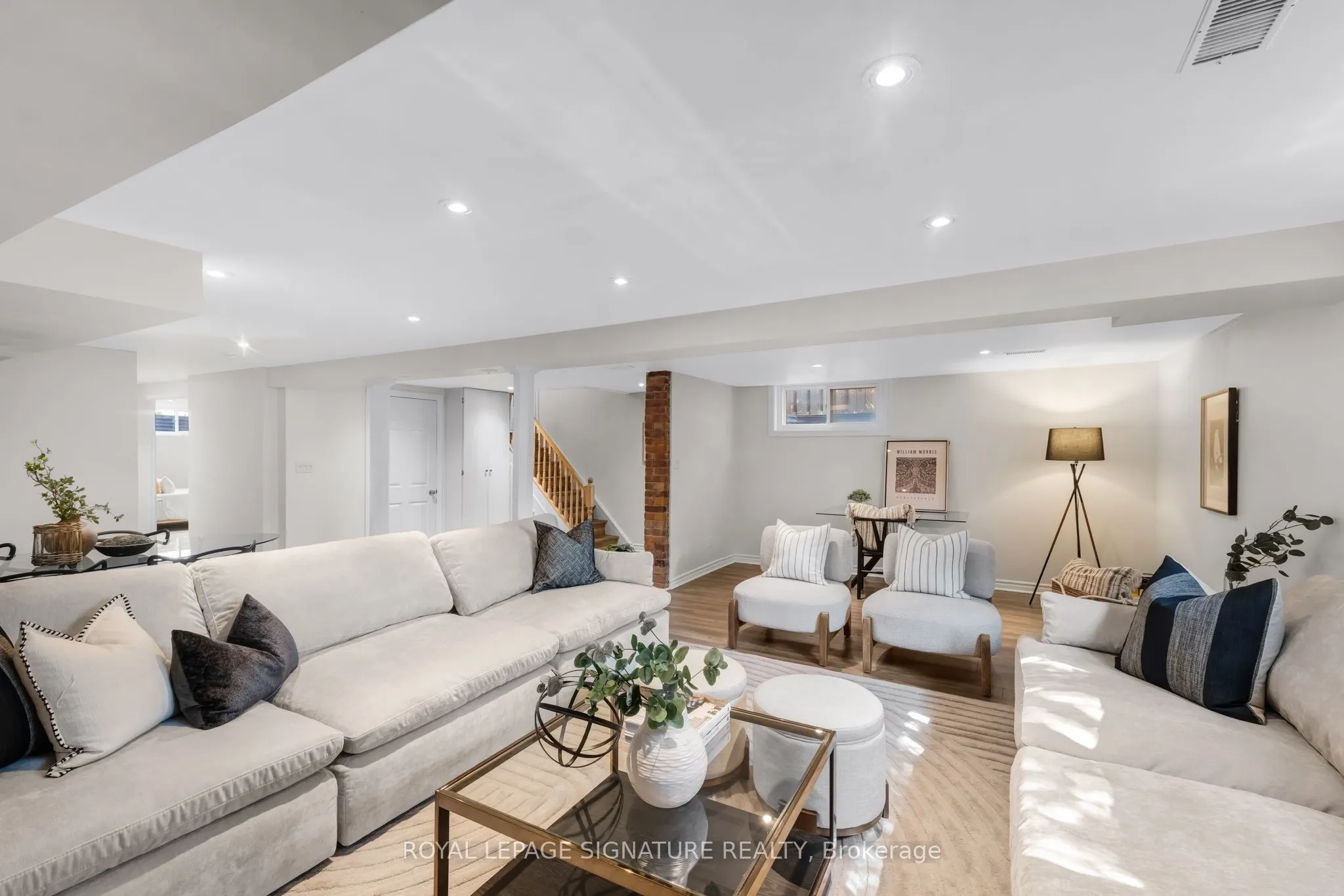 1256 Tyneburn Crescent