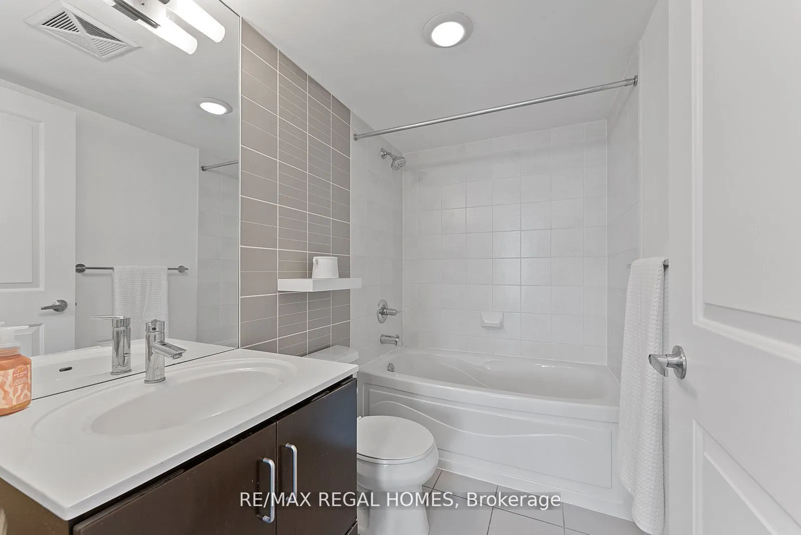 235 Sherway Gardens Road, #1005