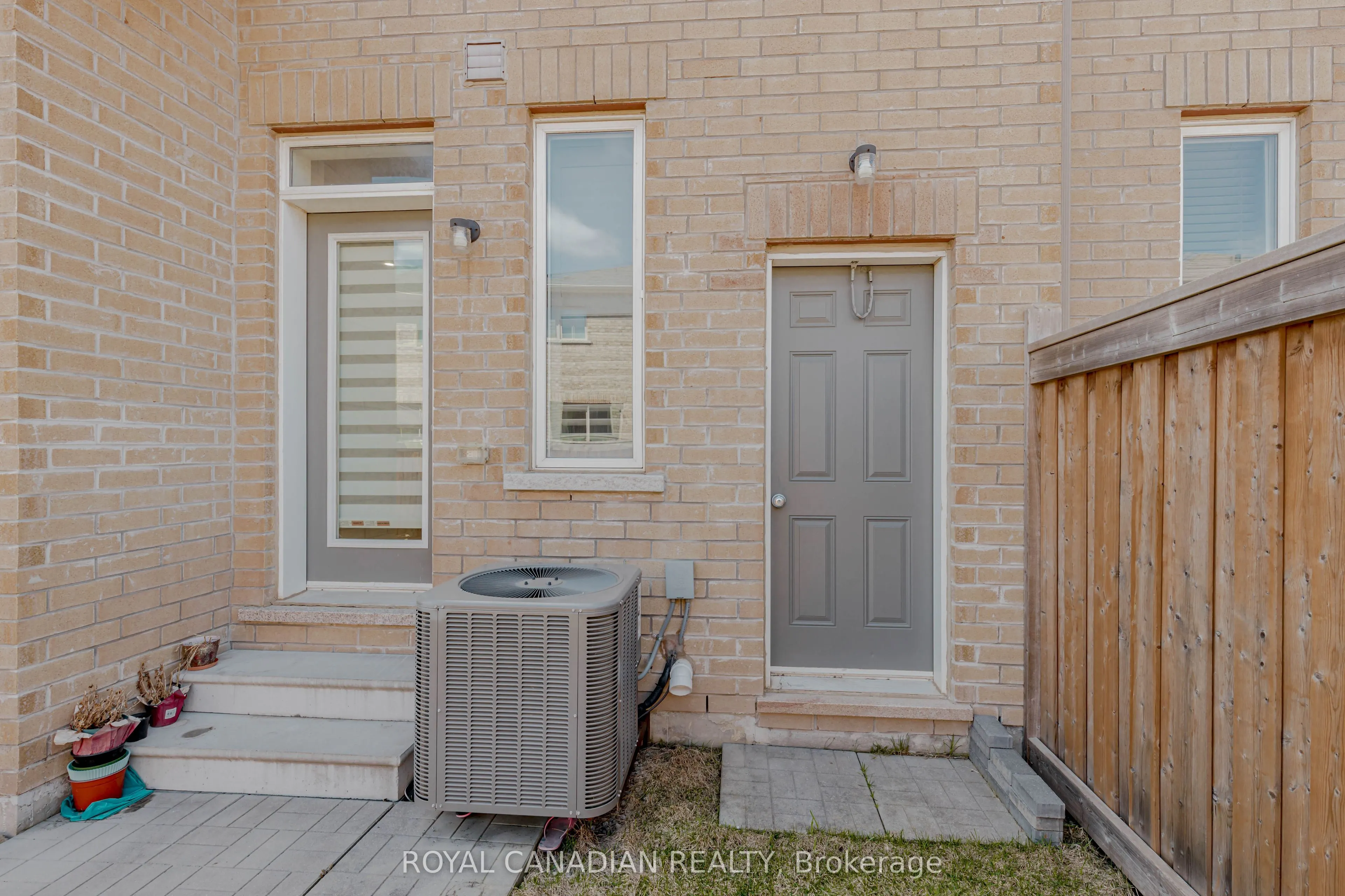 1533 Carr Landing
