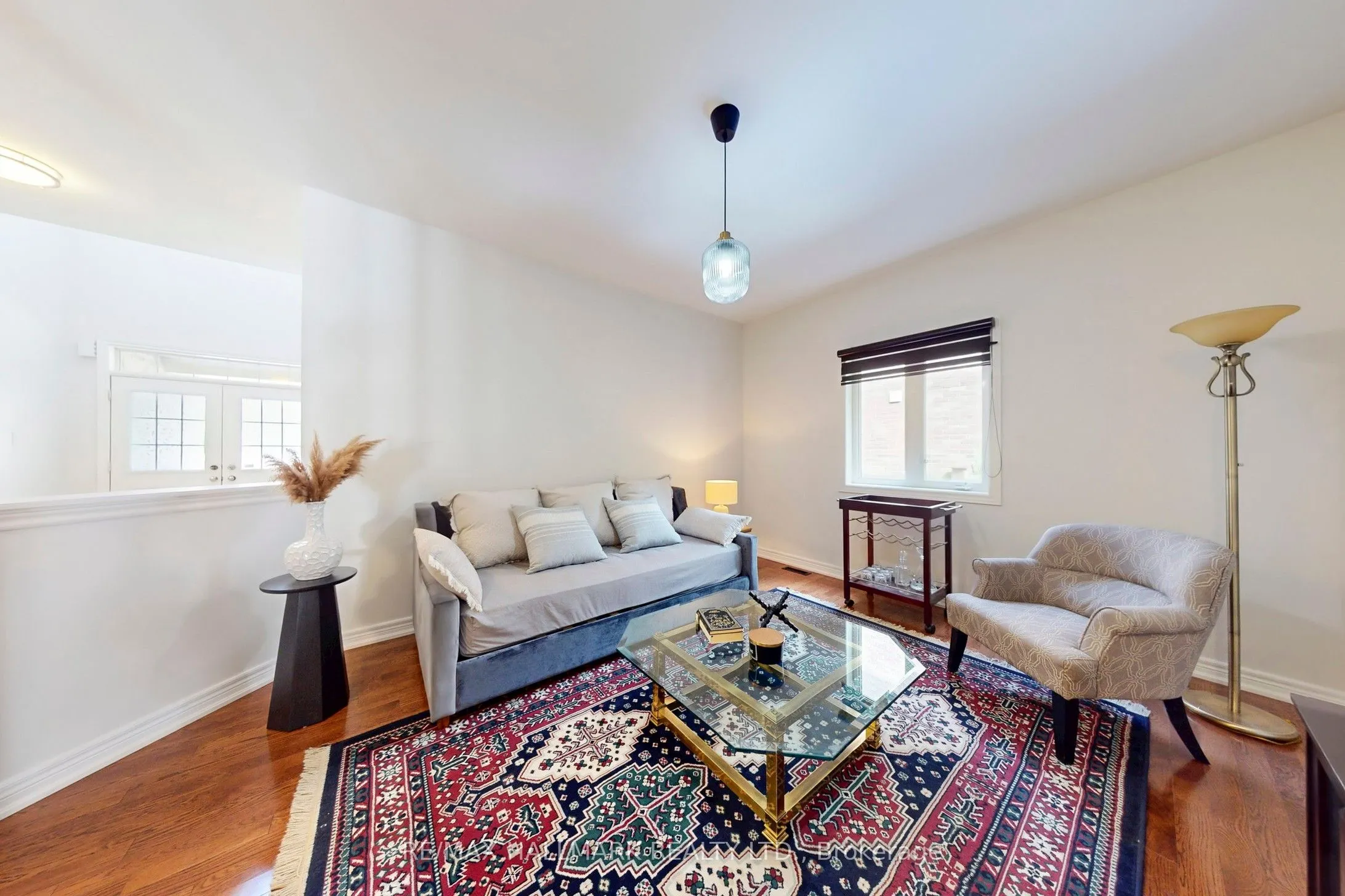 33 Borland Crescent