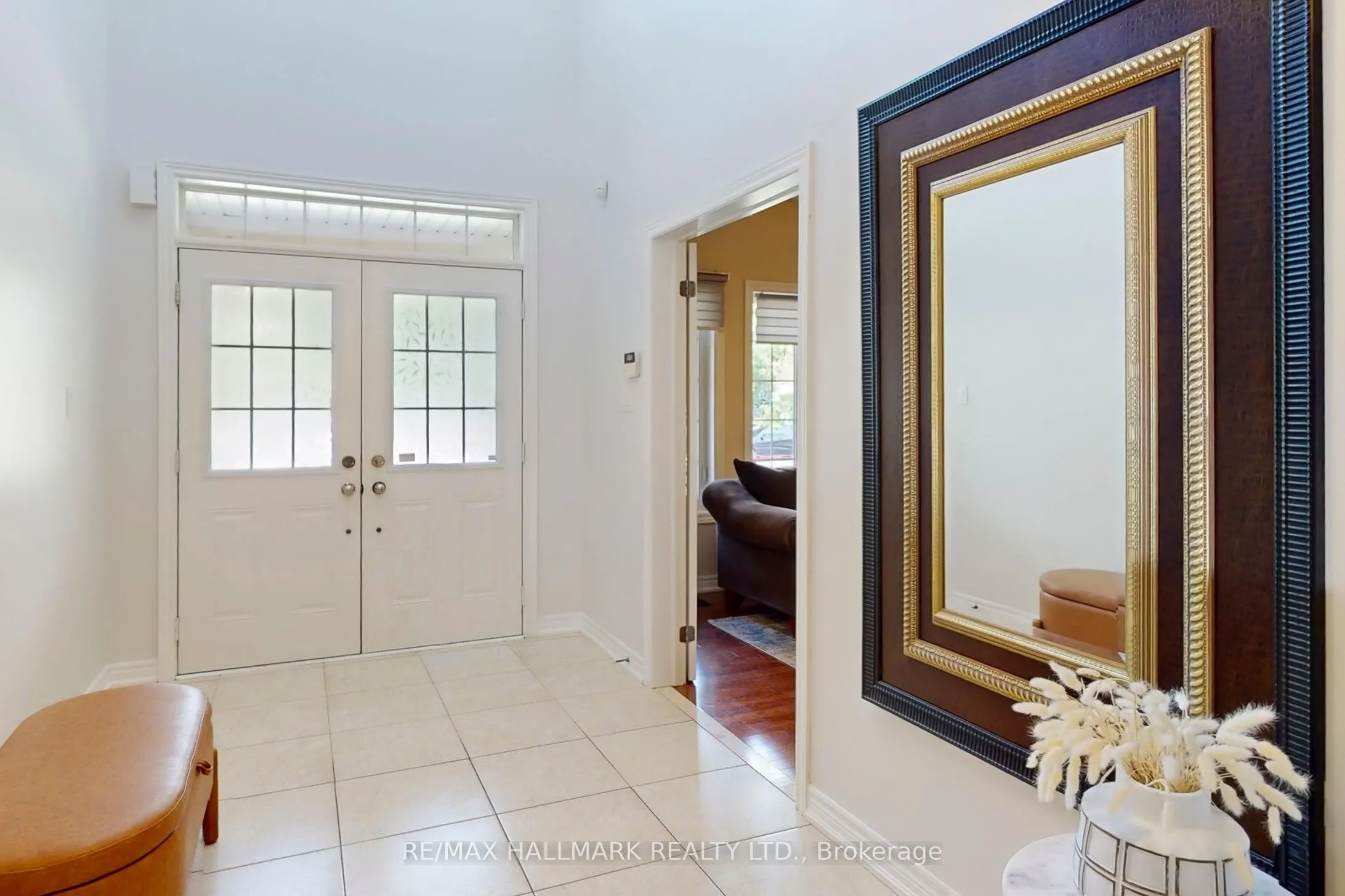 33 Borland Crescent