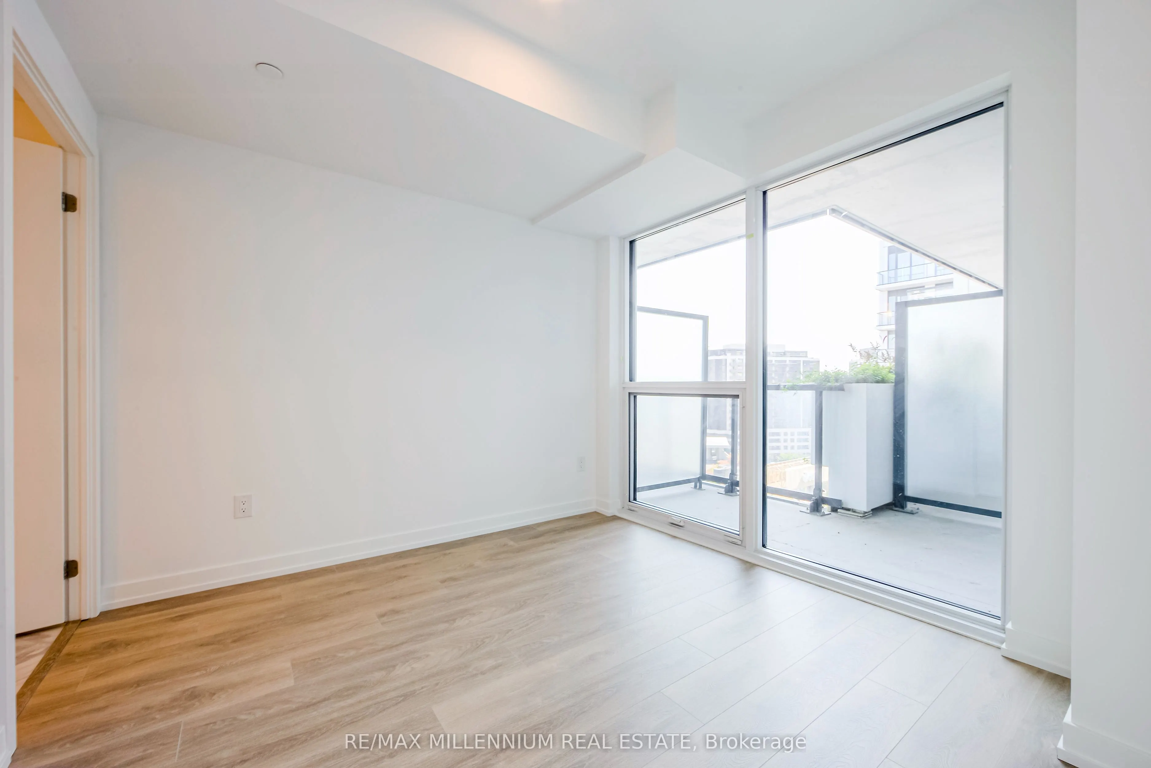 1100 Sheppard Avenue W, #1133