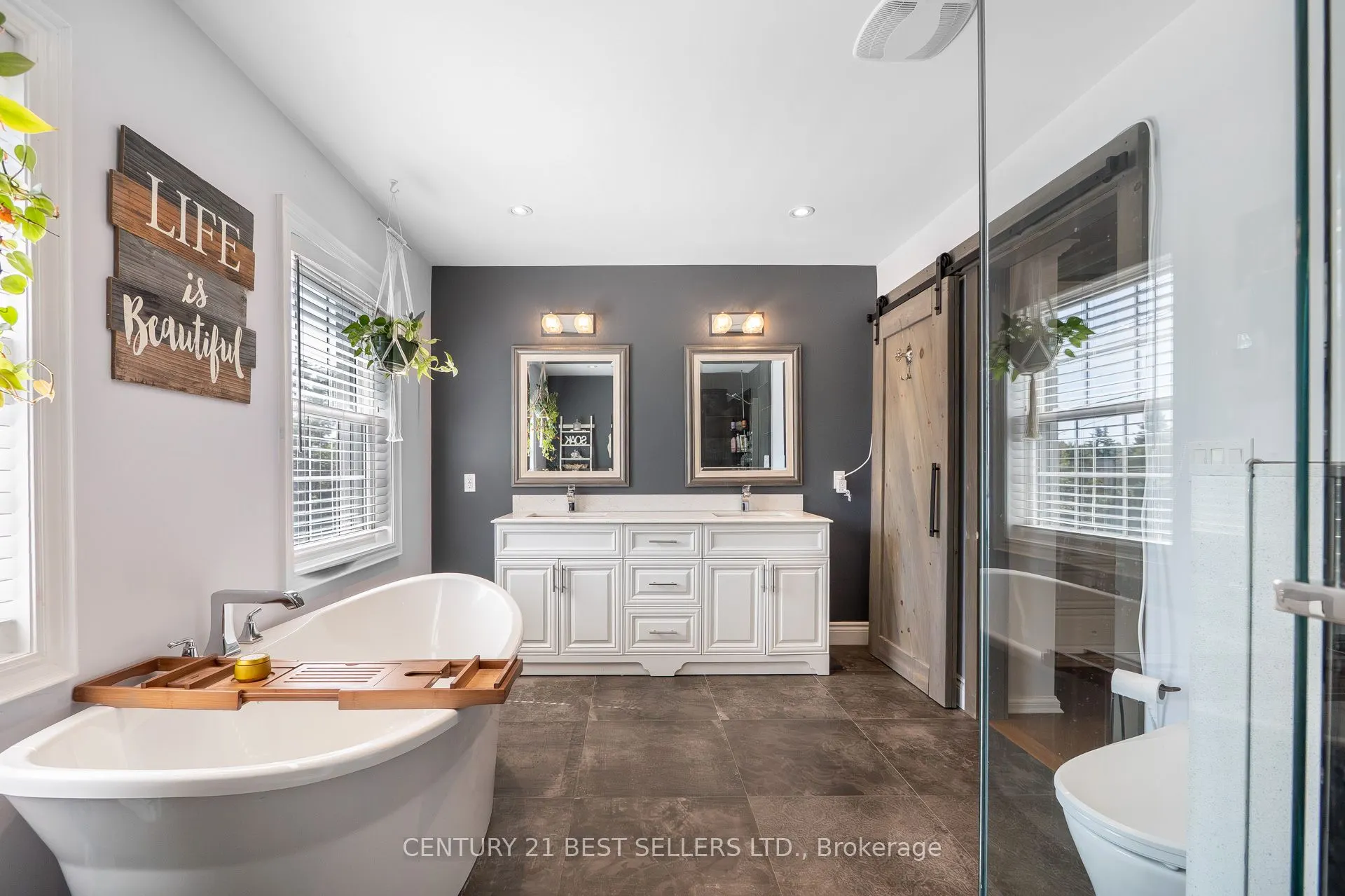 28 Wingrove Hill
