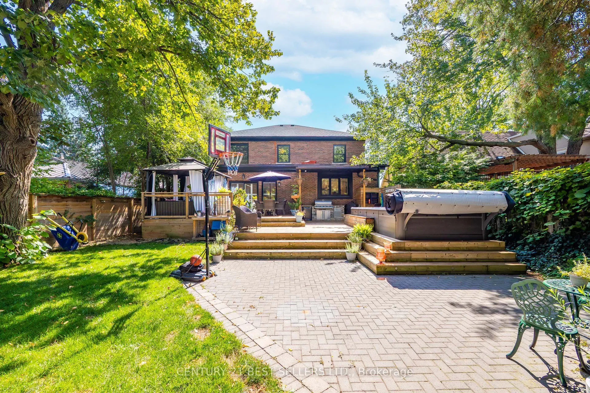 28 Wingrove Hill