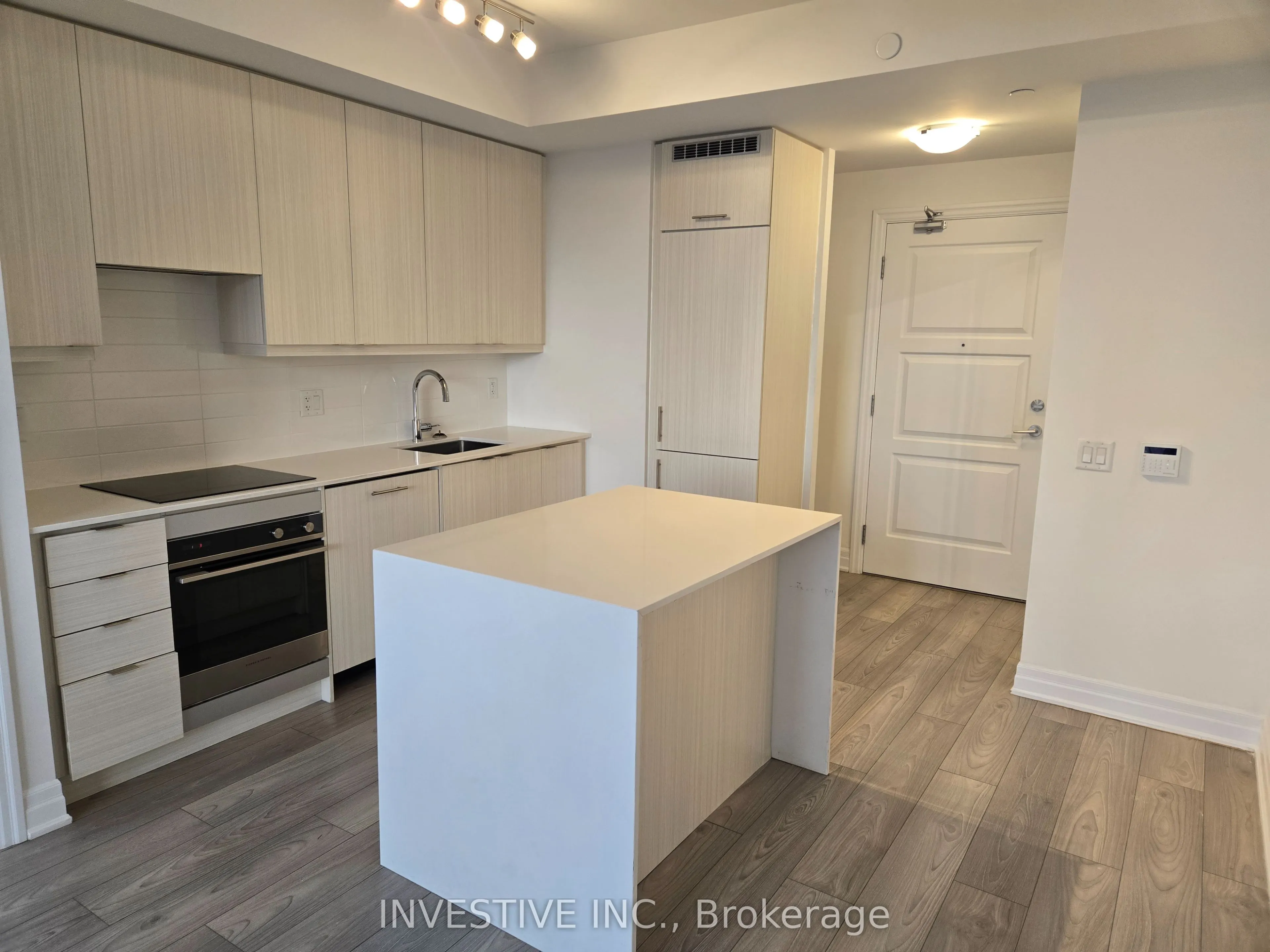 36 Elm Drive W, #2310
