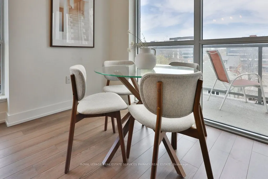 8 Ann Street, #401