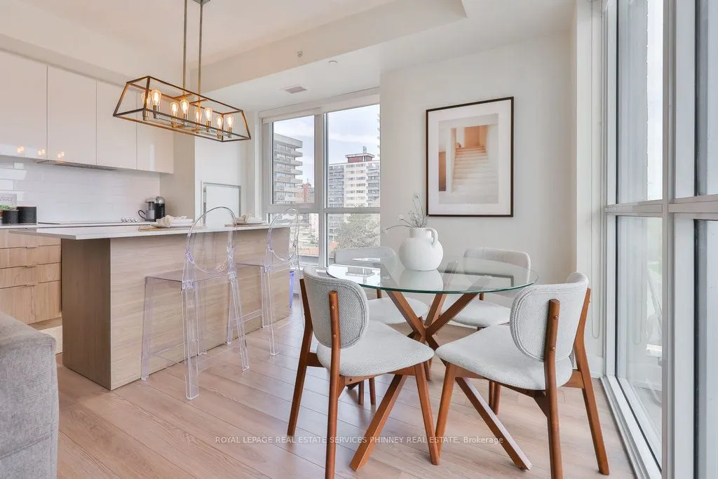 8 Ann Street, #401