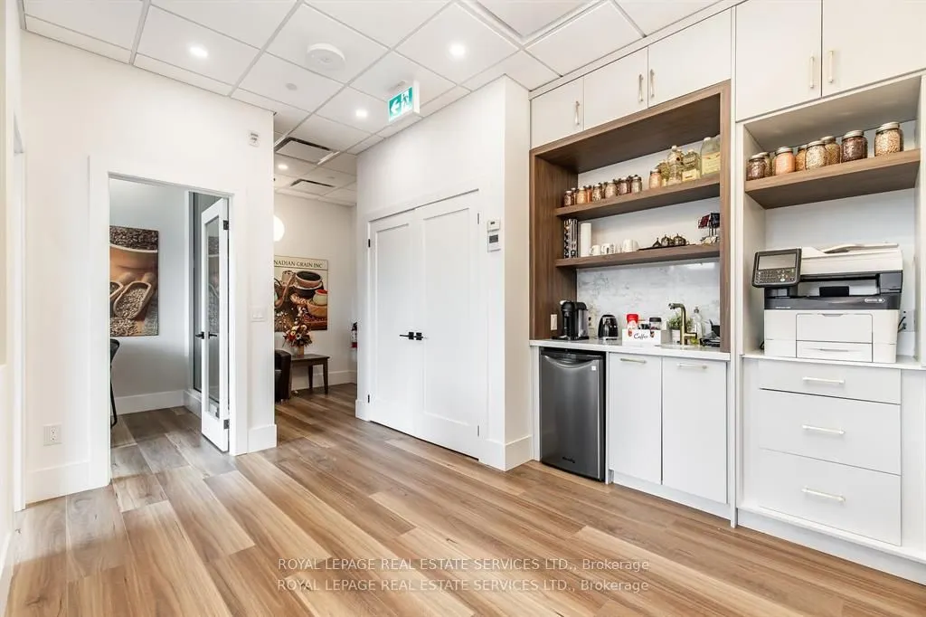 1670 North Service Road, #215
