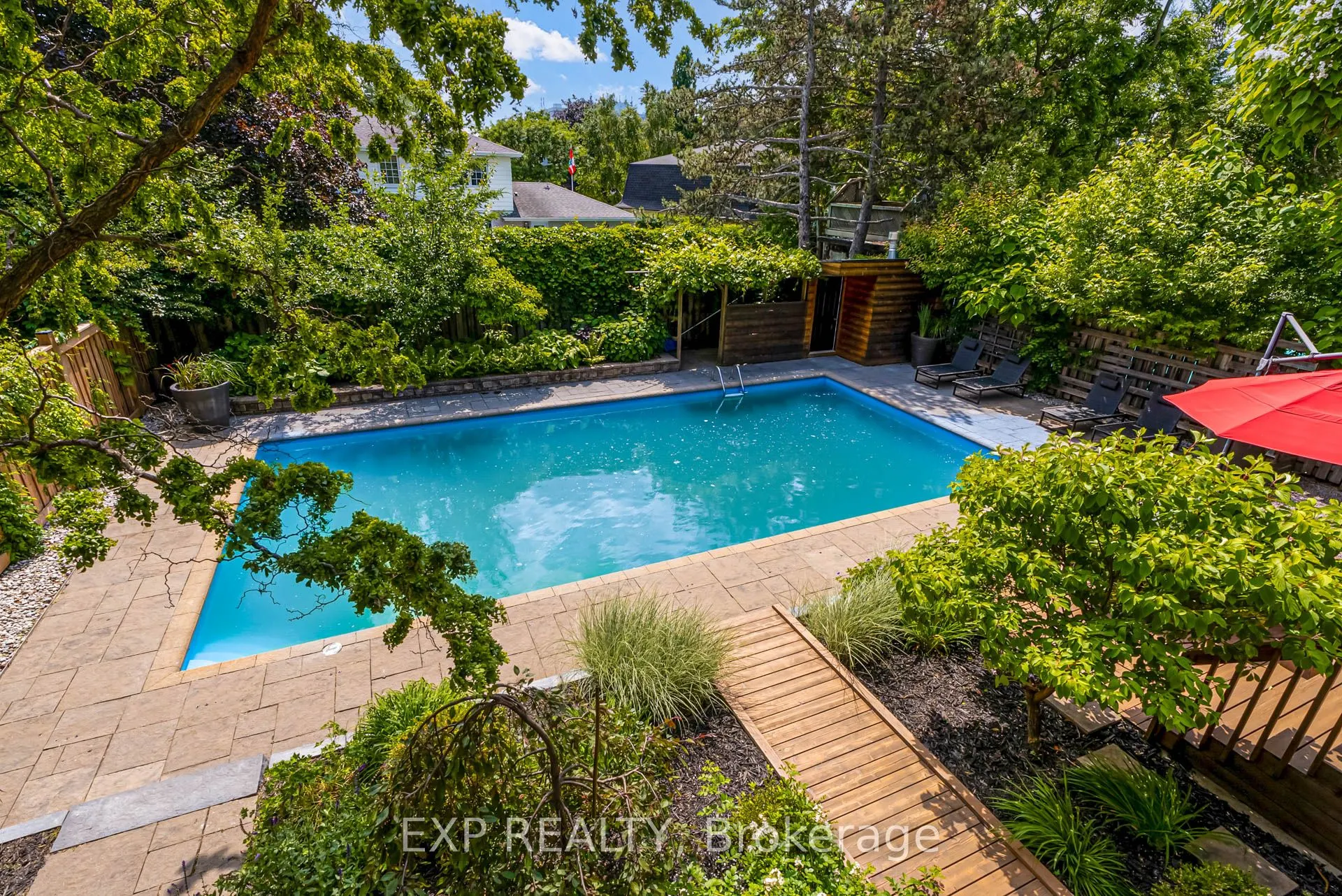 26 Richmond Drive