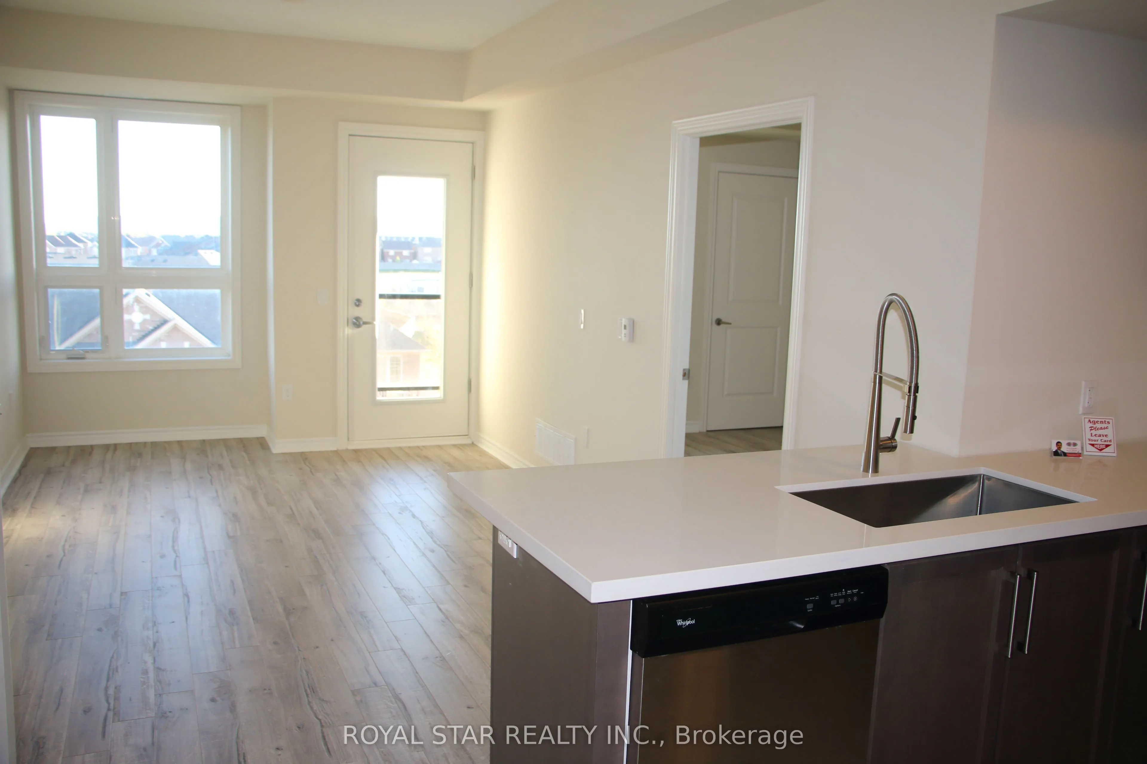 650 Sauve Street, #410