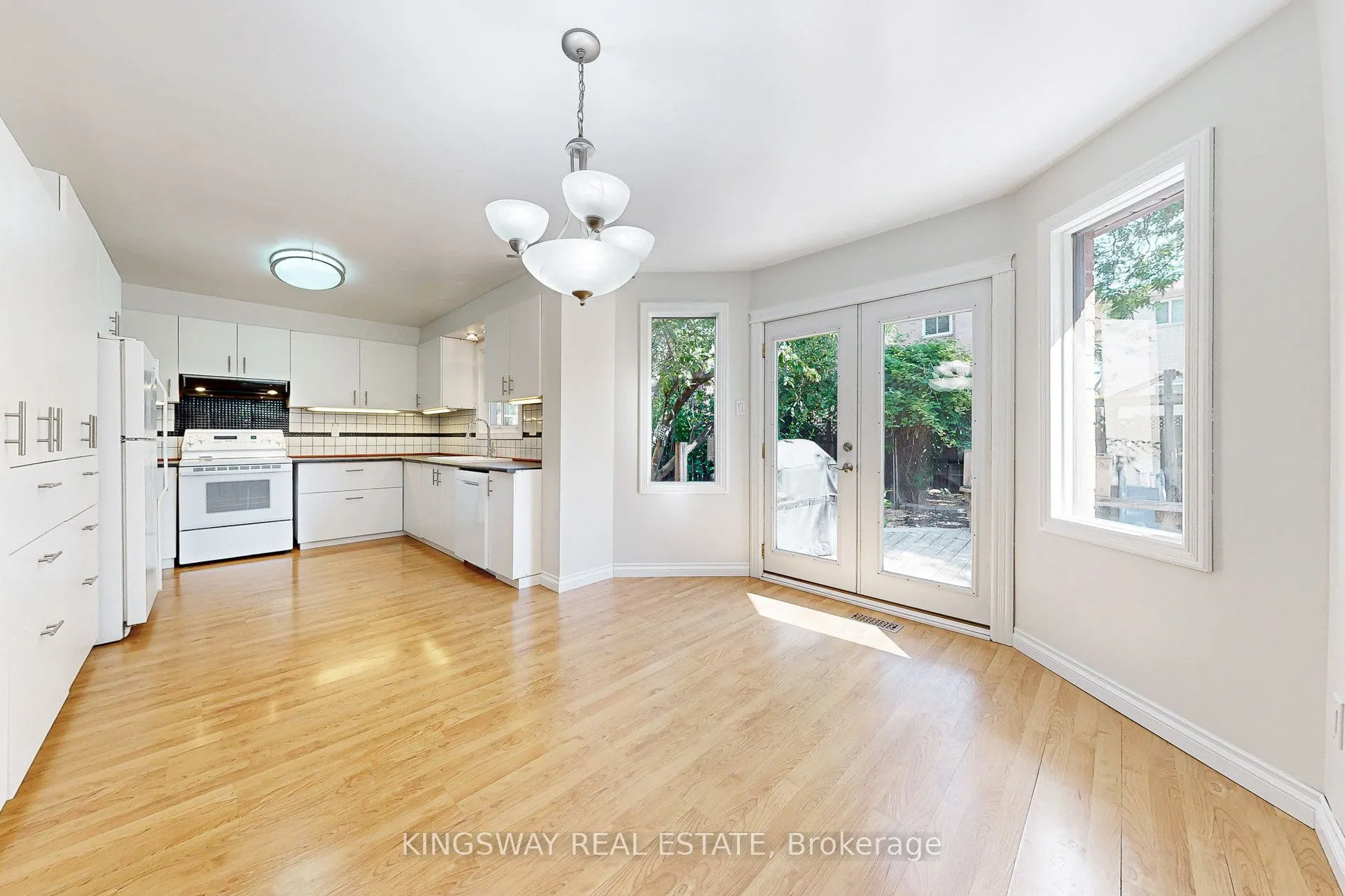 6059 Tillsdown Drive