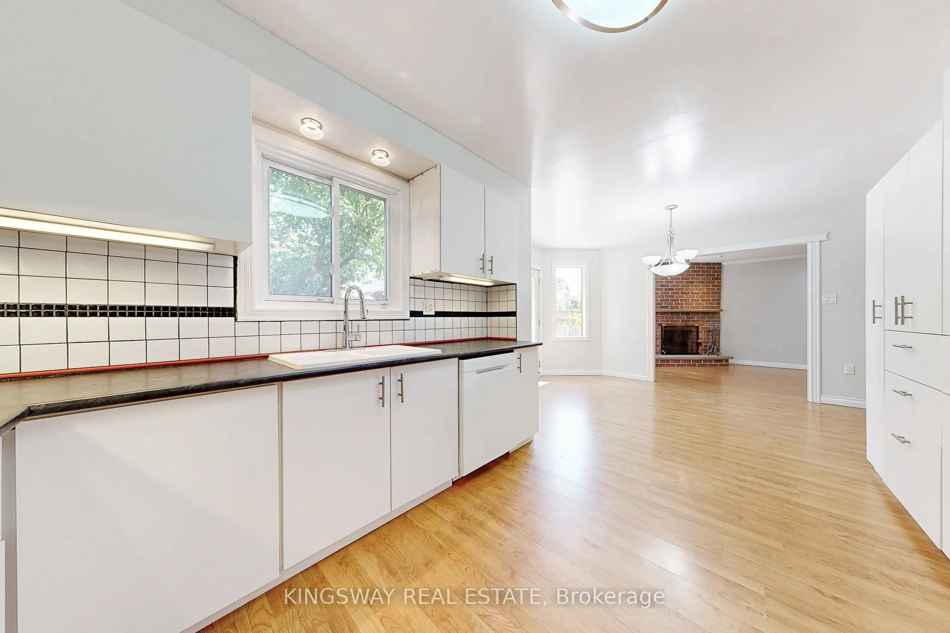 6059 Tillsdown Drive