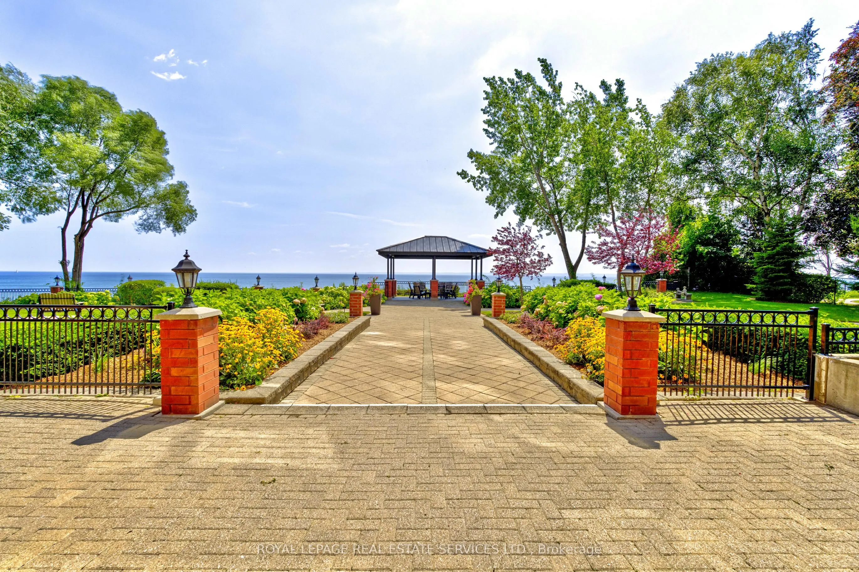 5340 Lakeshore Road, #406